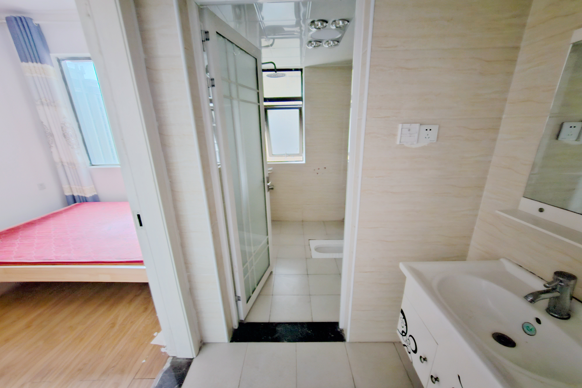 阳光城尚东湾青云苑  2室2厅1卫    75.0万其他