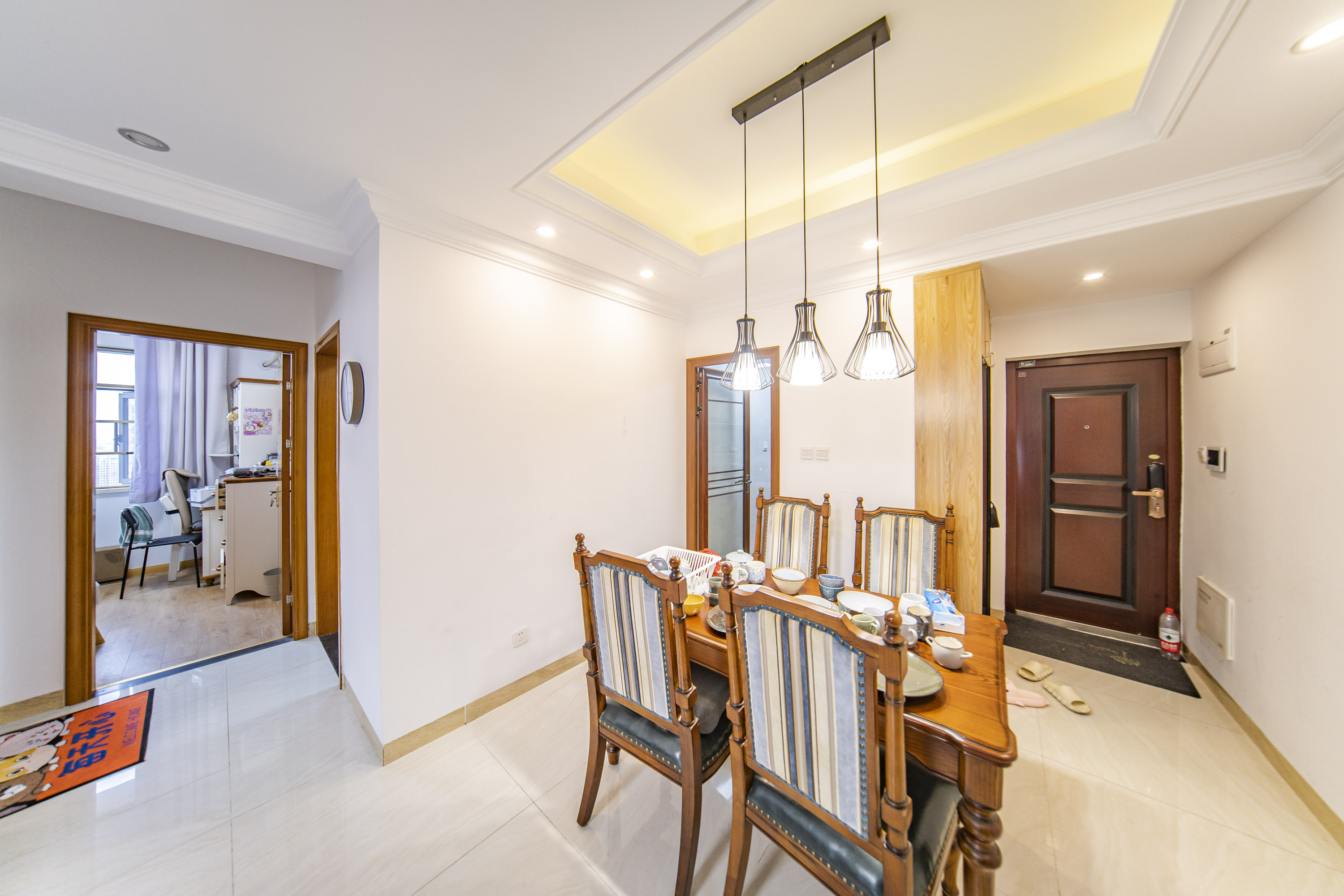 江山帝景哈佛  3室2厅1卫    114.49万客厅