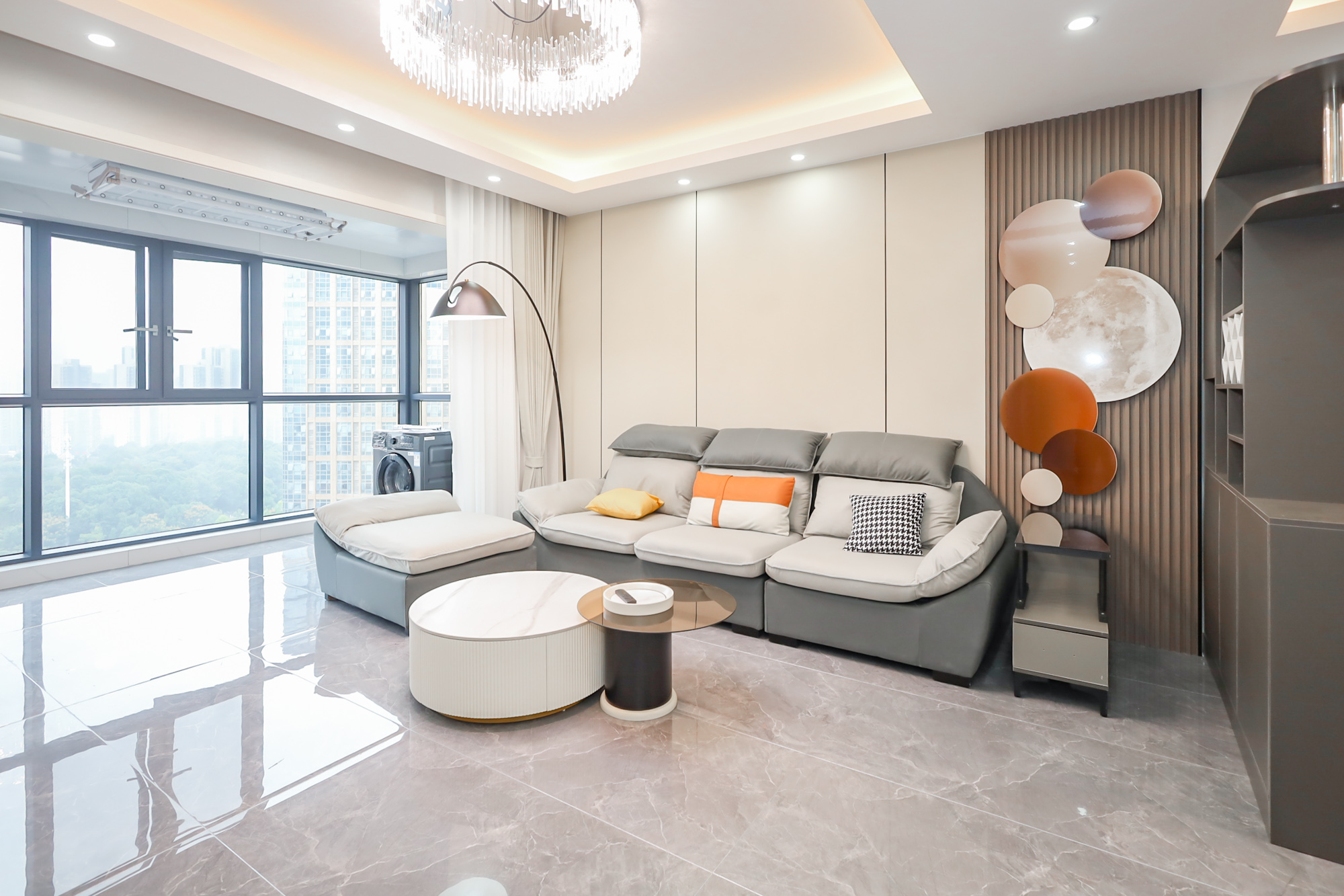 奥克斯缔壹城  3室2厅2卫    133.0万客厅