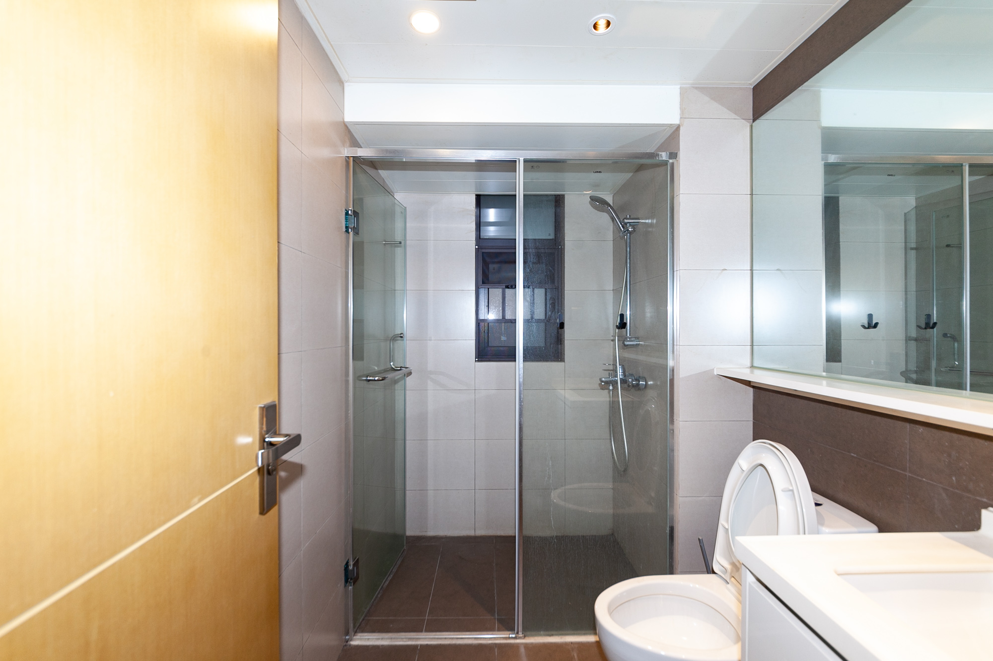 时代倾城四期 3室2厅2卫 100.0万 时代倾城四期 3室2厅2卫 100.0万其他