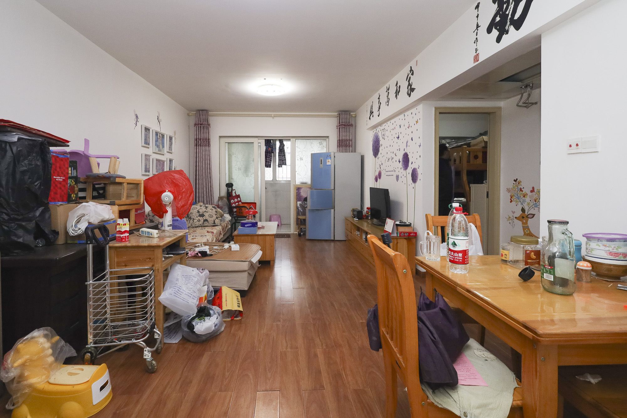 德润园 2室2厅1卫 64.0万 德润园 2室2厅1卫 64.0万客厅