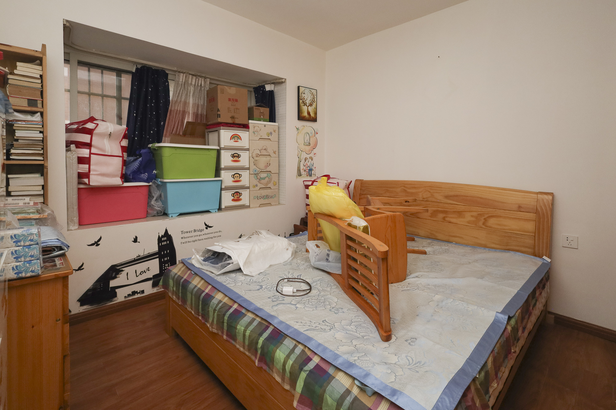 德润园 2室2厅1卫 64.0万 德润园 2室2厅1卫 64.0万卧室