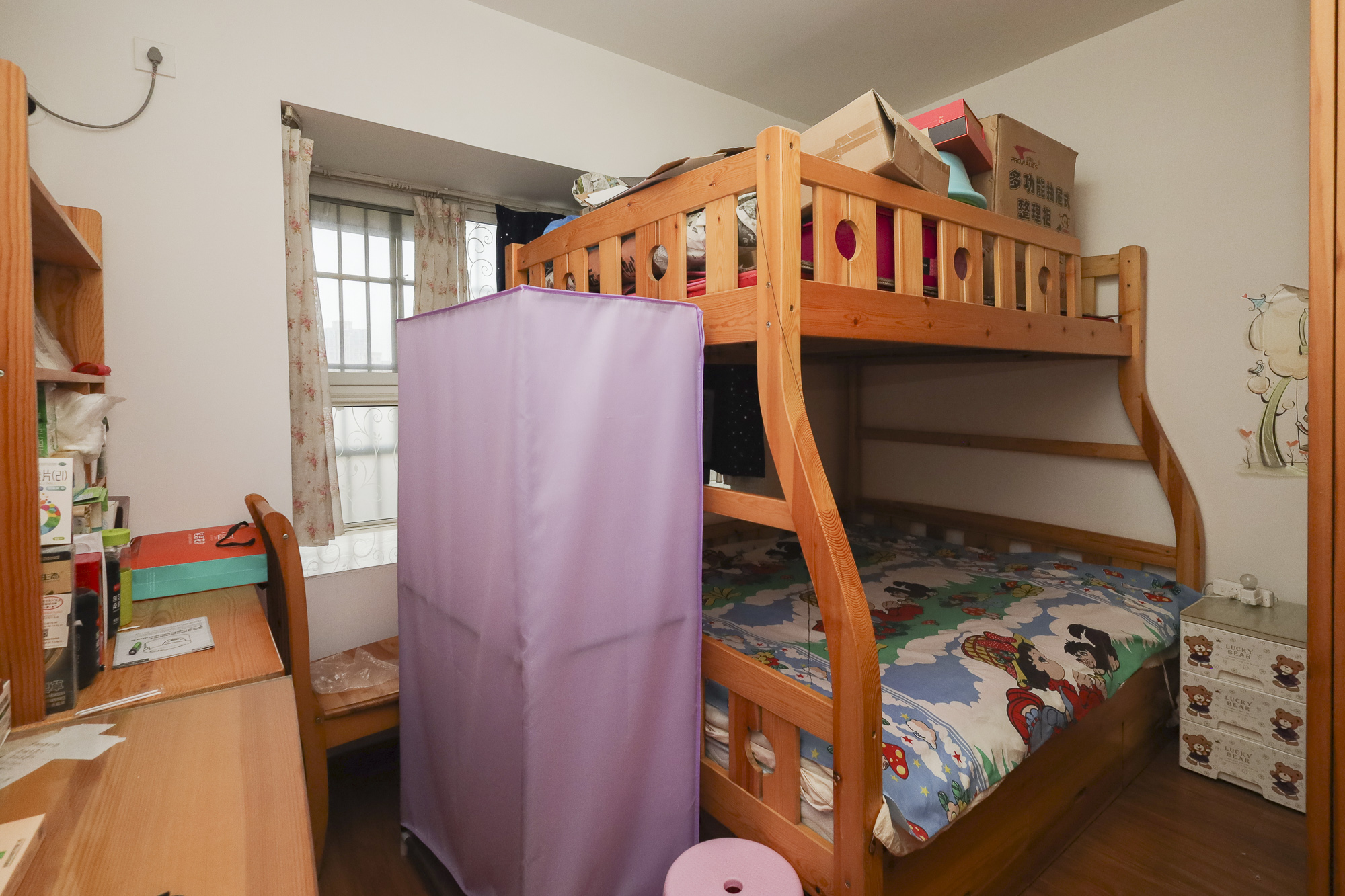 德润园 2室2厅1卫 64.0万 德润园 2室2厅1卫 64.0万卧室