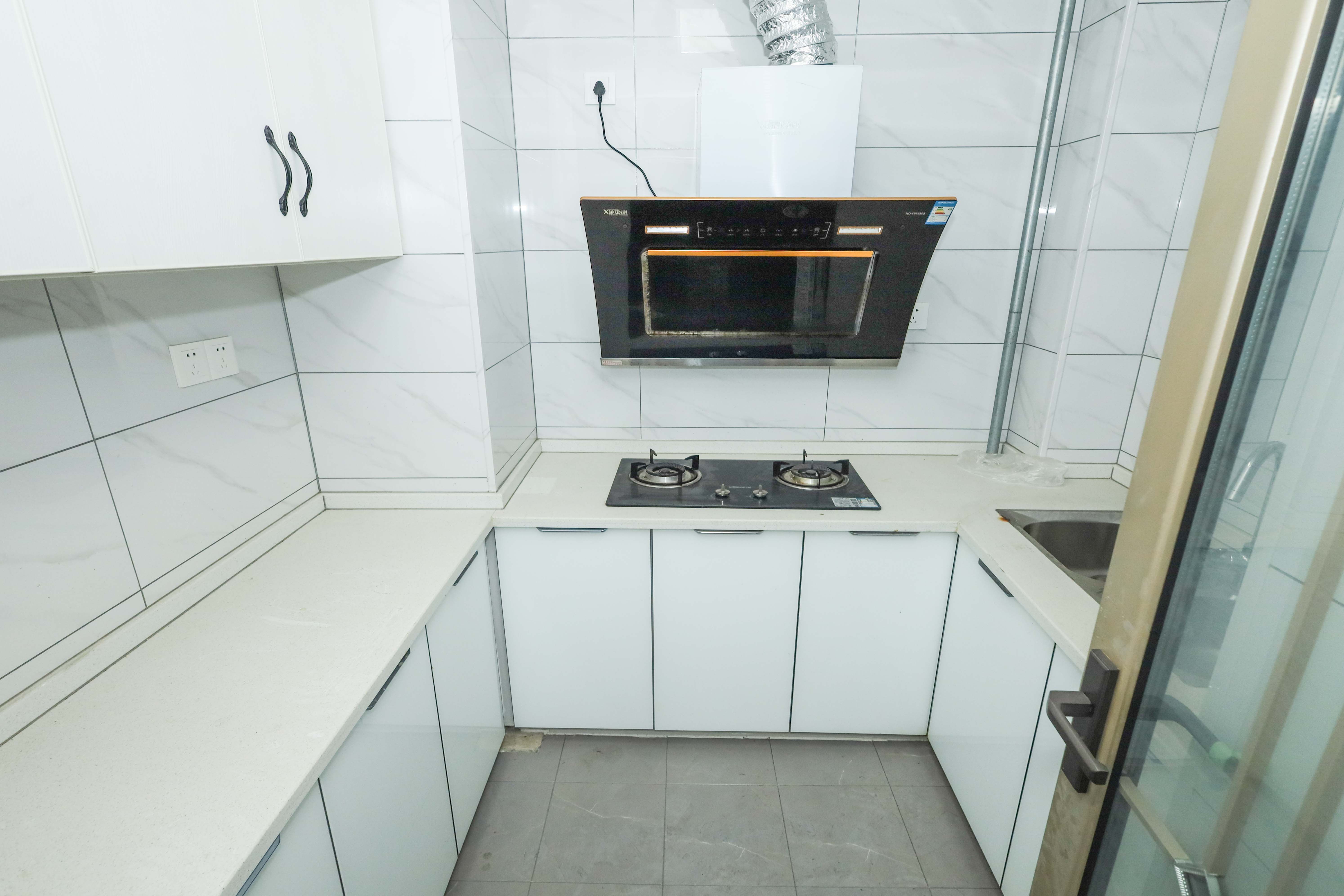 新城国际花都 3室2厅2卫 62.0万 新城国际花都 3室2厅2卫 62.0万厨房