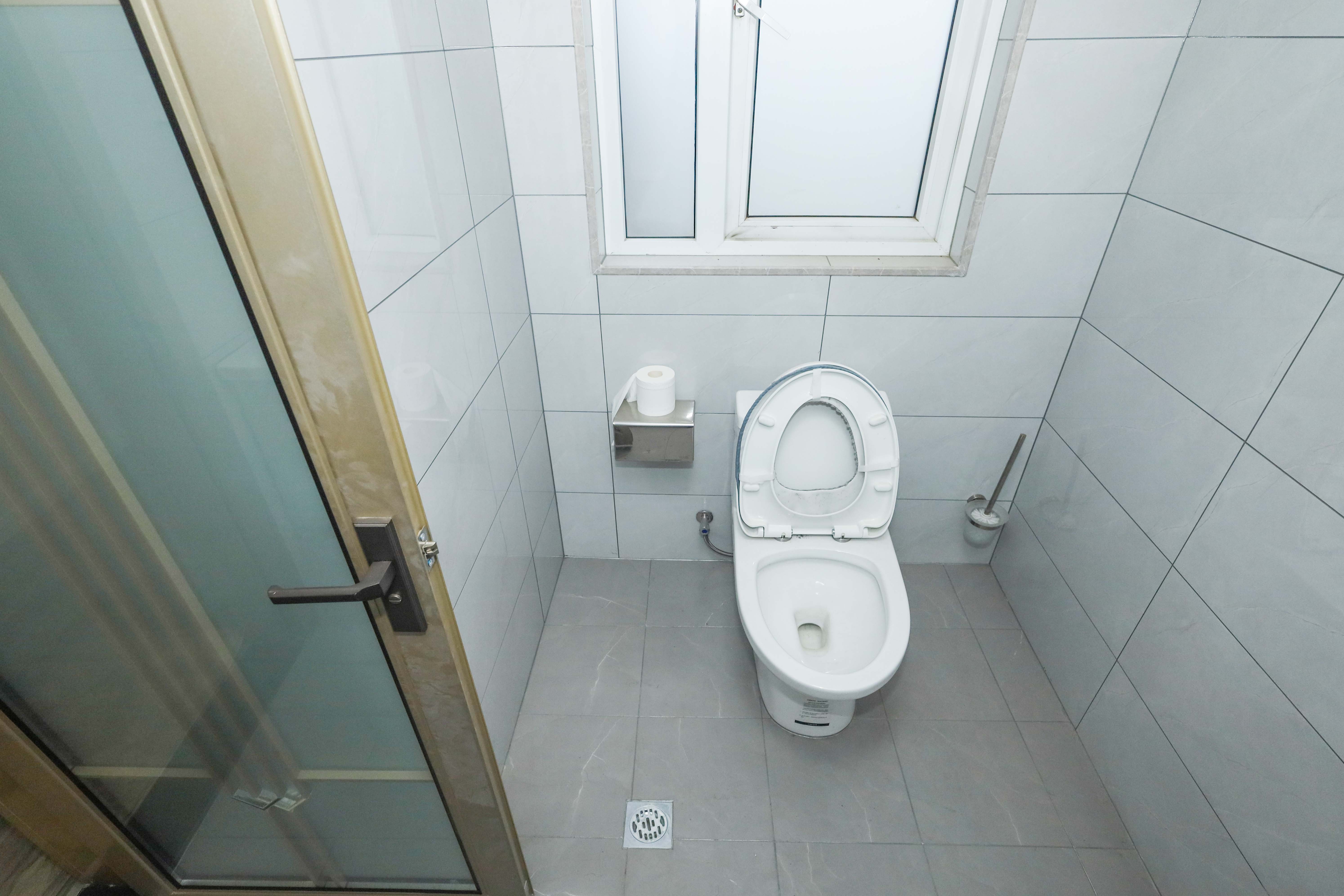 新城国际花都 3室2厅2卫 62.0万 新城国际花都 3室2厅2卫 62.0万卫生间