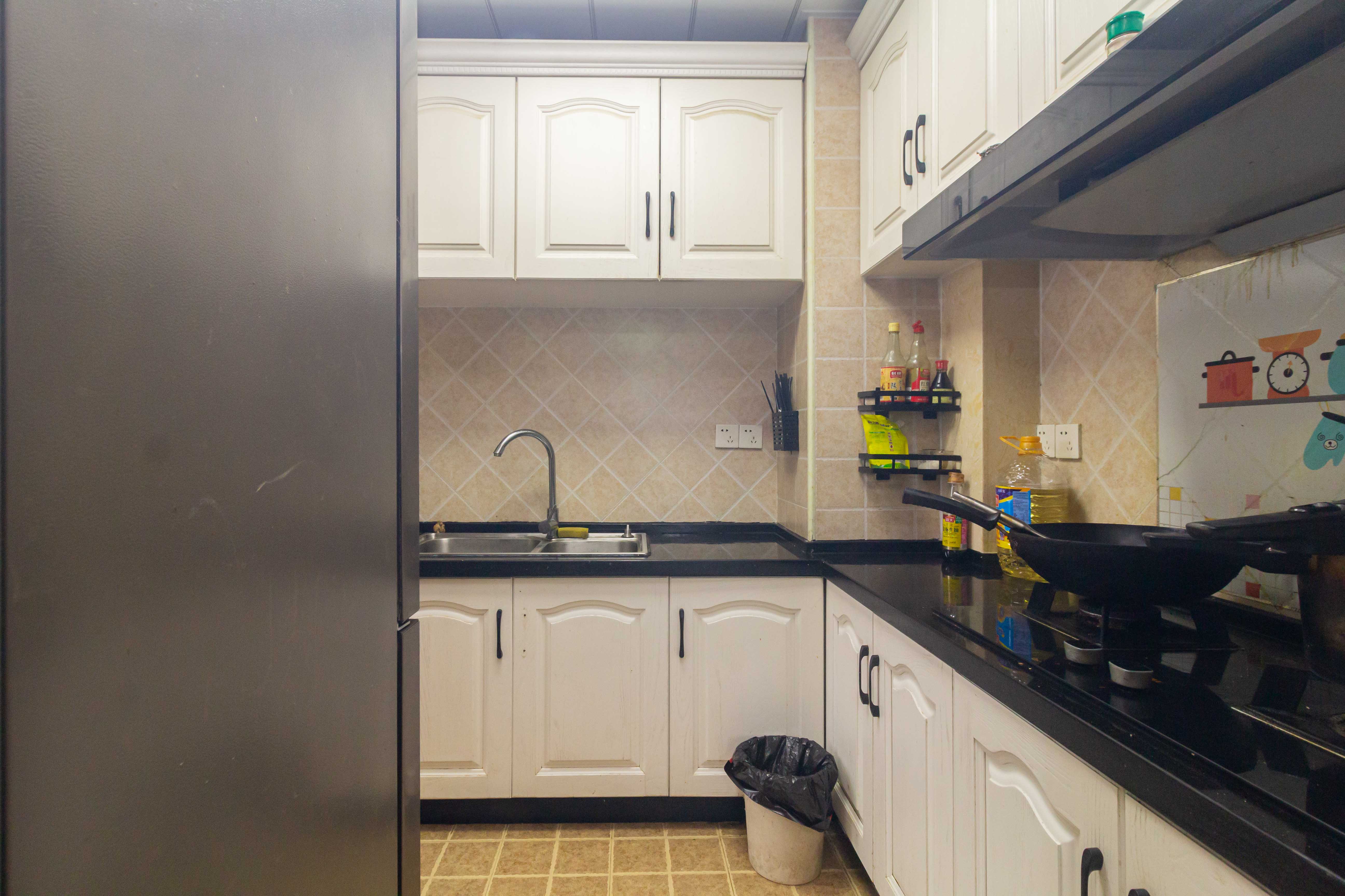 康桥长郡 3室2厅1卫 75.5万 康桥长郡 3室2厅1卫 75.5万厨房