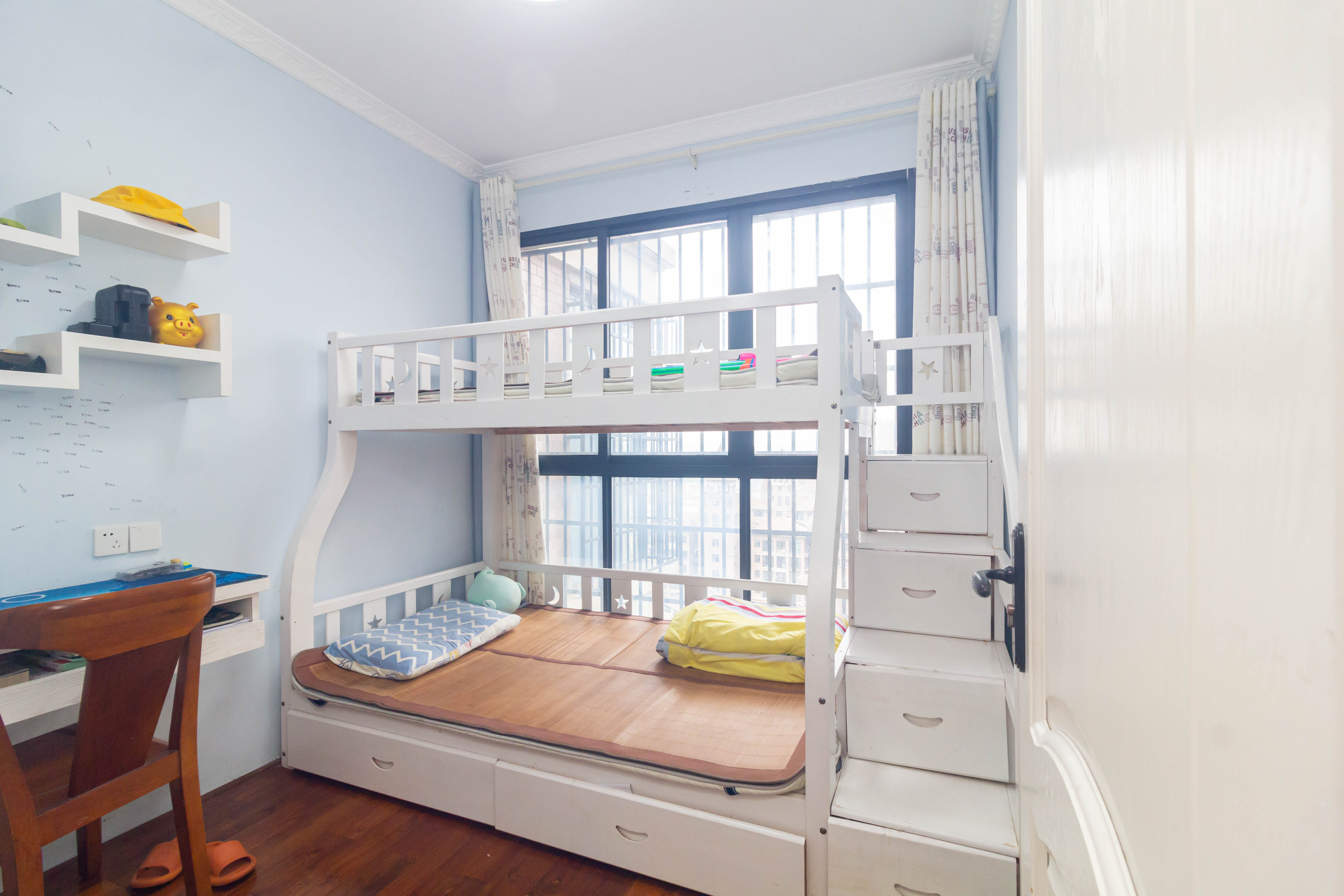 康桥长郡 3室2厅1卫 75.5万 康桥长郡 3室2厅1卫 75.5万卧室