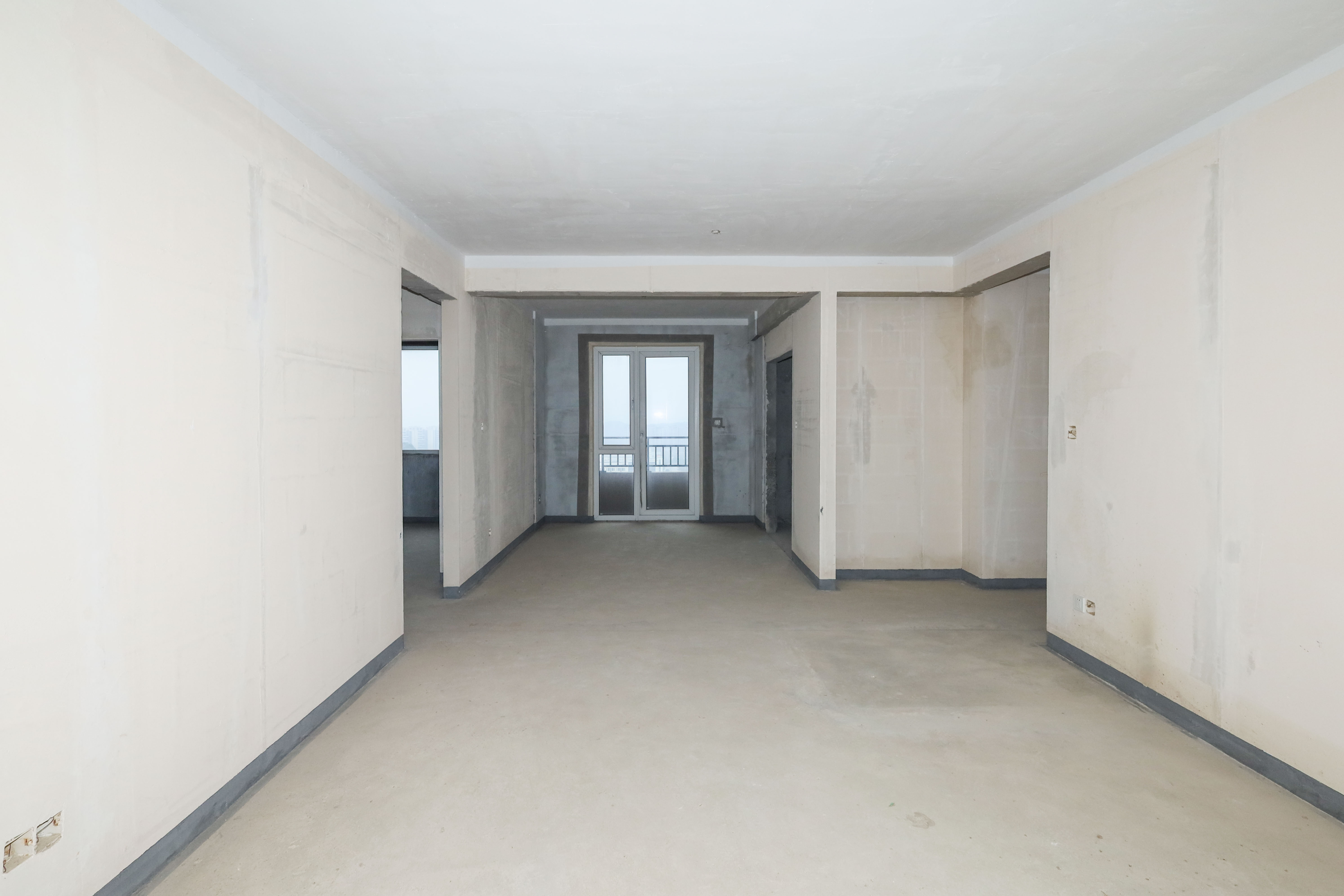 金地三千府（金地湖山樾、金地自在城）  3室2厅1卫    70.0万其他