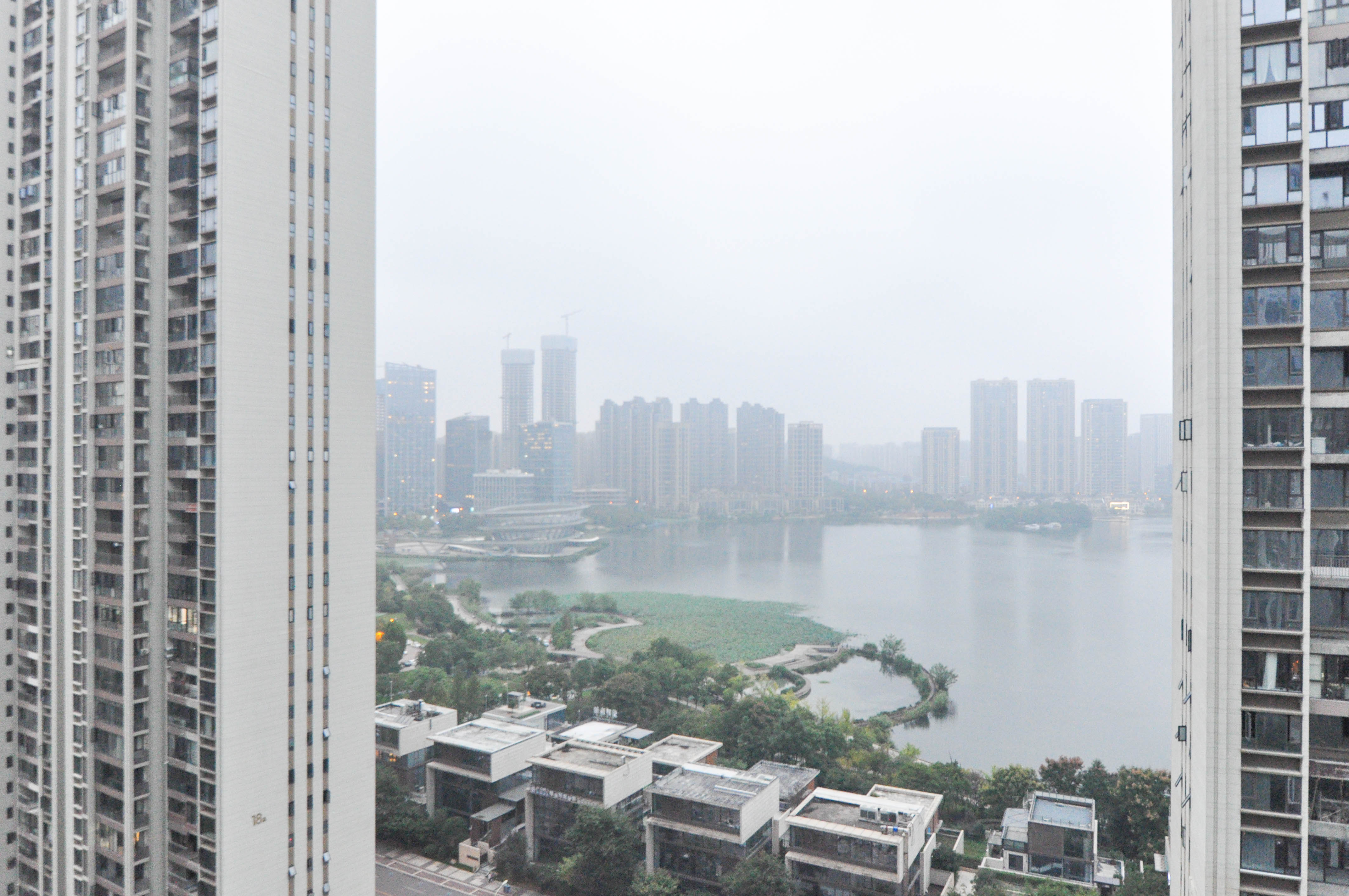 佳兆业云顶梅溪湖（佳兆业梅溪荟）  4室2厅2卫   216.00万其他