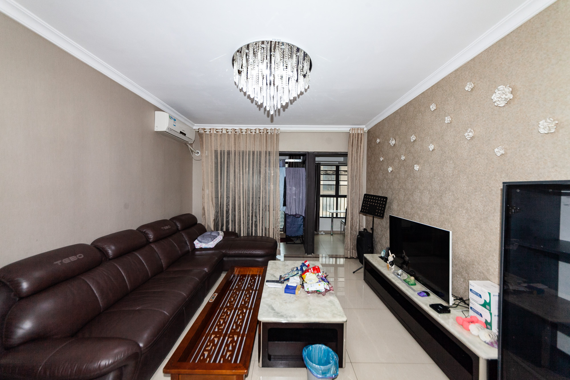 时代倾城一期 3室2厅2卫 114.99万 时代倾城一期 3室2厅2卫 114.99万客厅