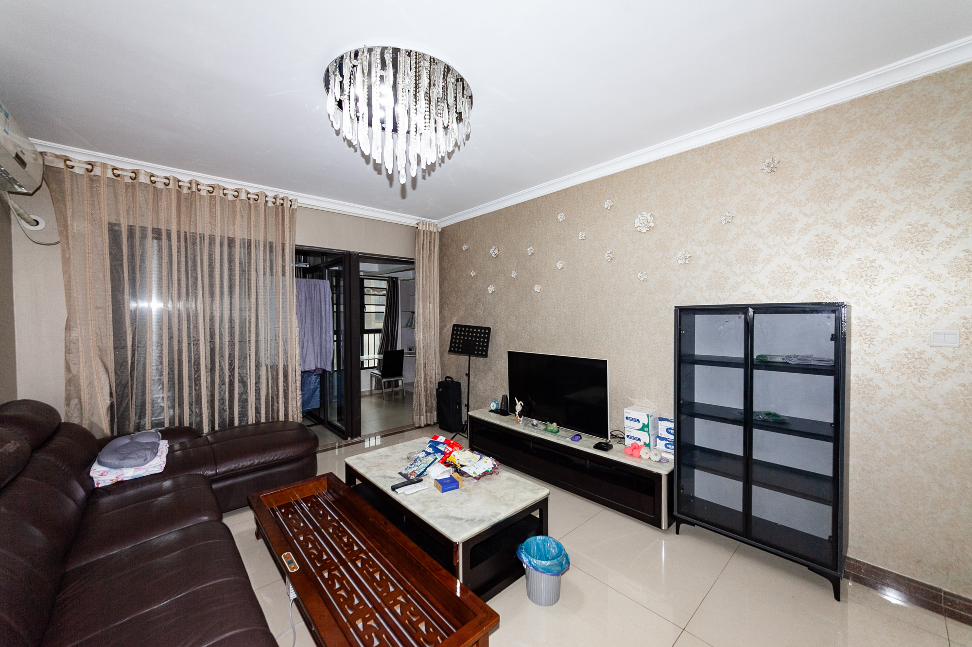 时代倾城一期 3室2厅2卫 114.99万 时代倾城一期 3室2厅2卫 114.99万客厅