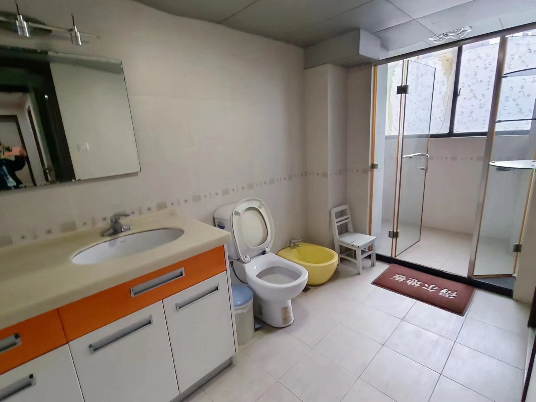 亲亲家园  4室2厅2卫    68.0万 亲亲家园  4室2厅2卫    68.0万室内图