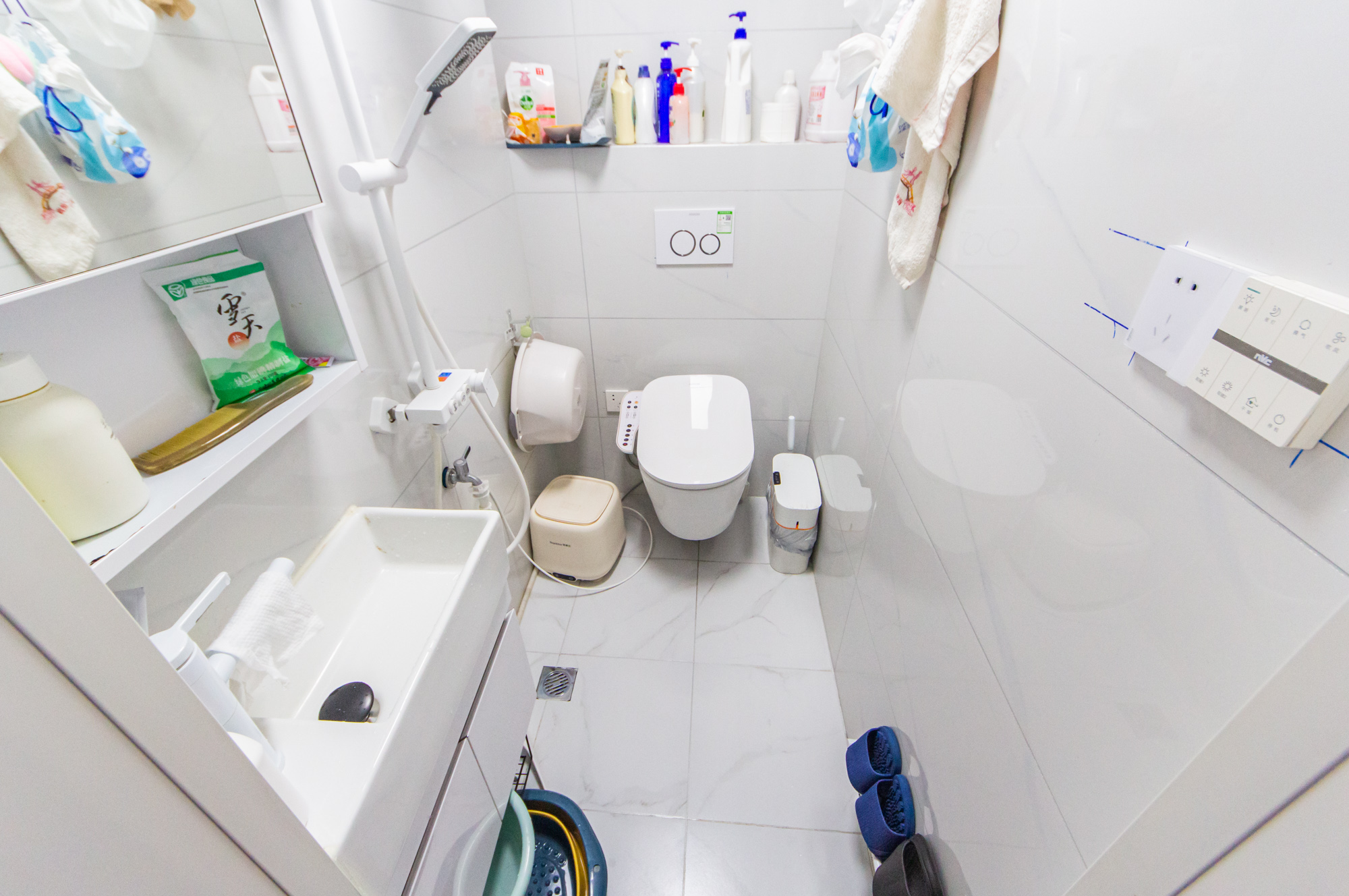 北辰三角洲C2区 3室2厅1卫 138.0万 北辰三角洲C2区 3室2厅1卫 138.0万卫生间