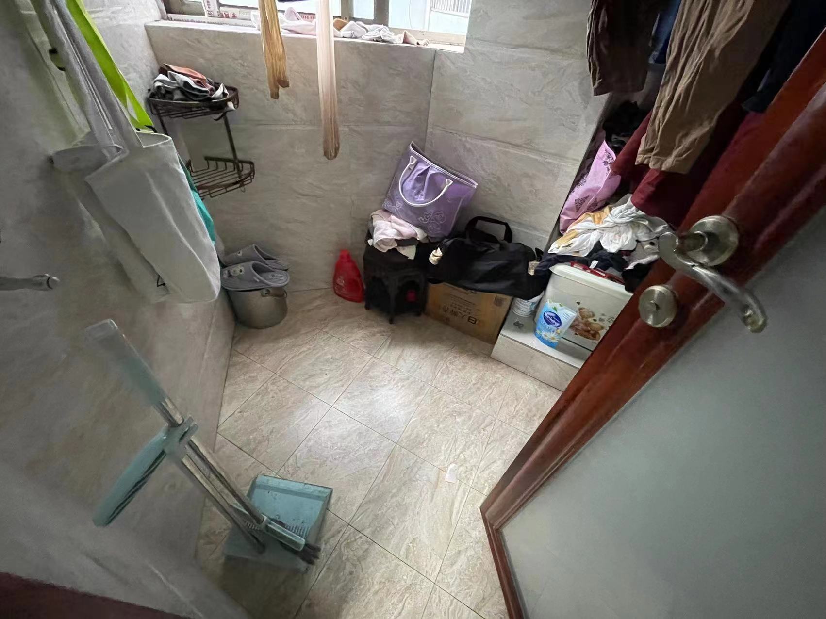 紫金名门  4室2厅2卫    65.0万 紫金名门  4室2厅2卫    65.0万室内图