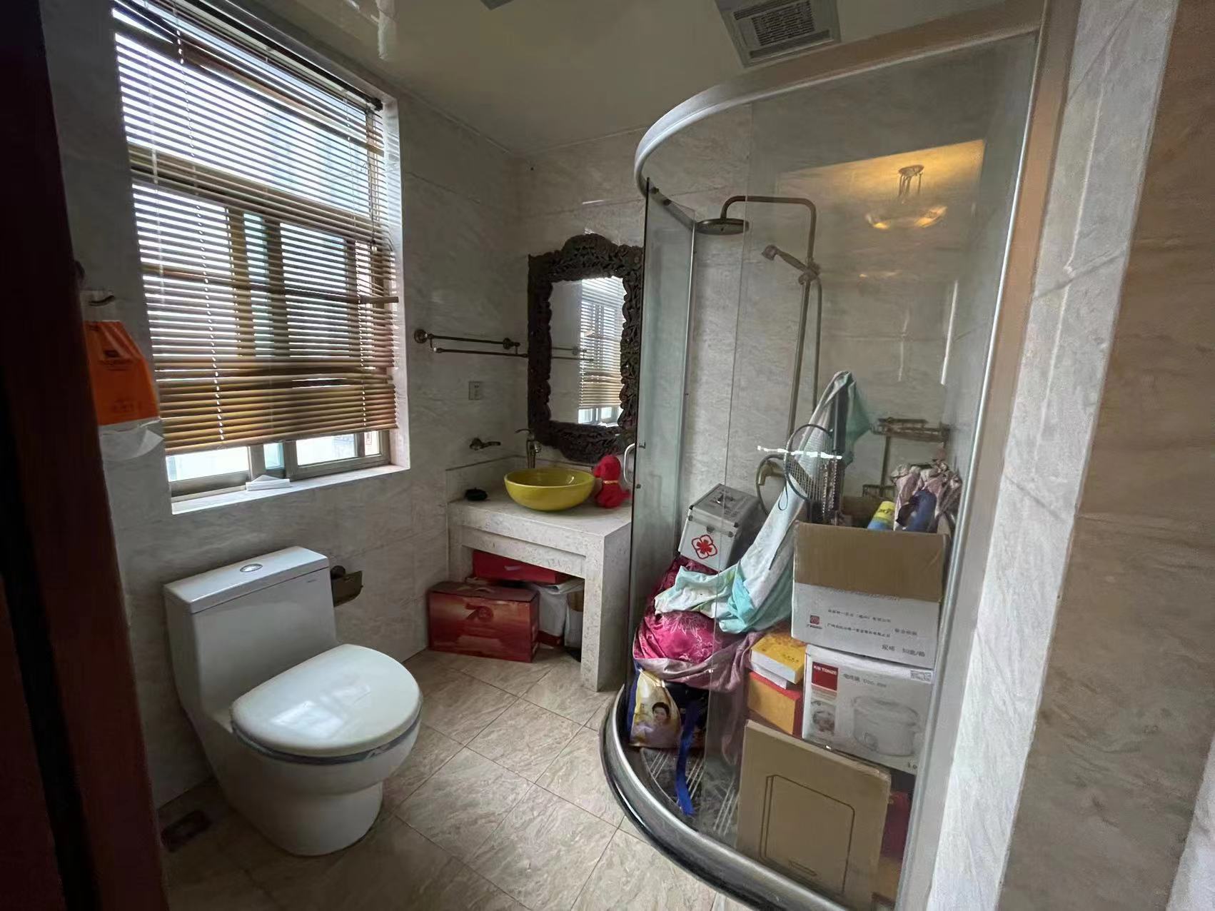 紫金名门  4室2厅2卫    65.0万 紫金名门  4室2厅2卫    65.0万室内图