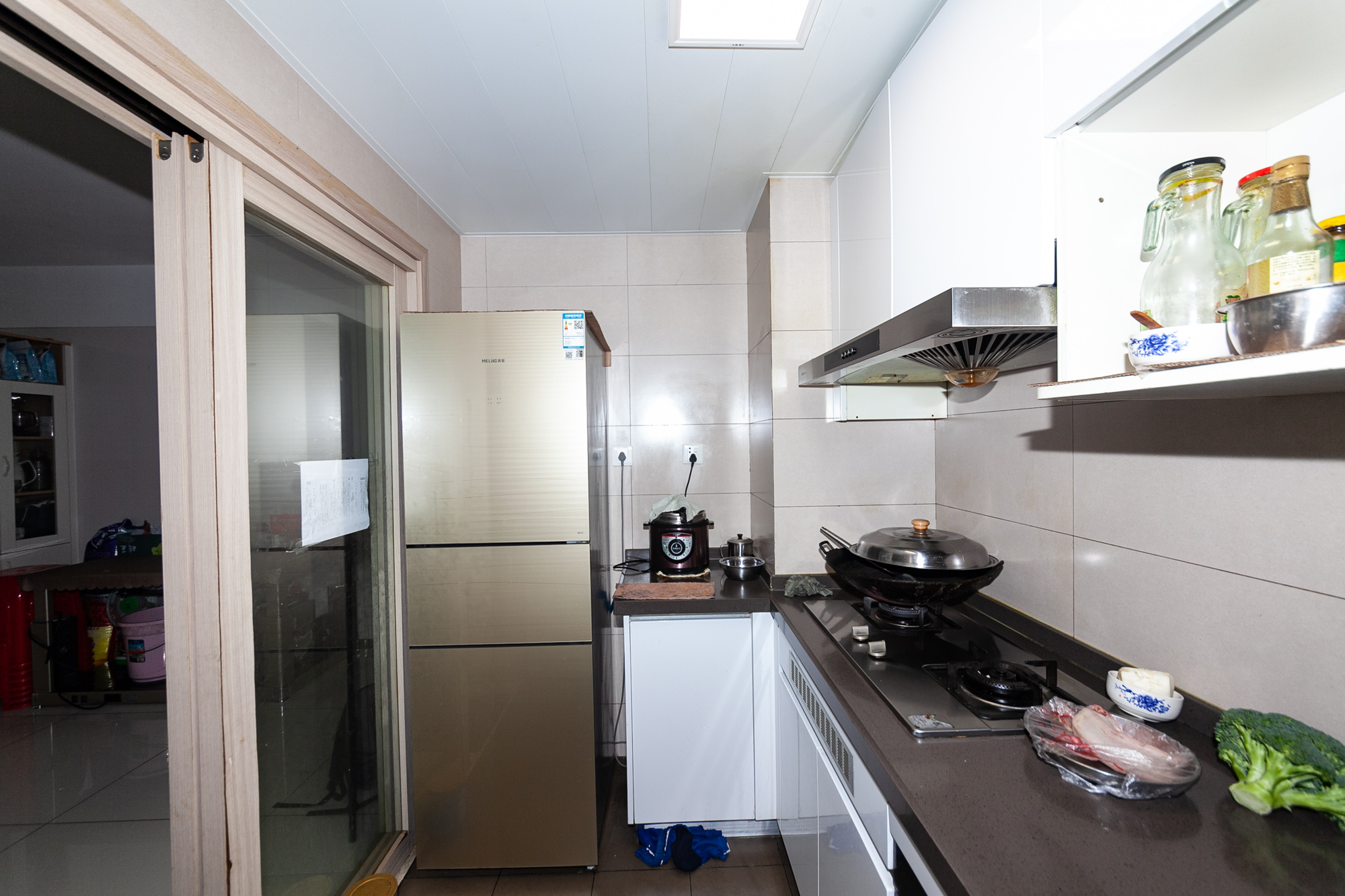 时代倾城三期 2室2厅1卫 86.8万 时代倾城三期 2室2厅1卫 86.8万厨房