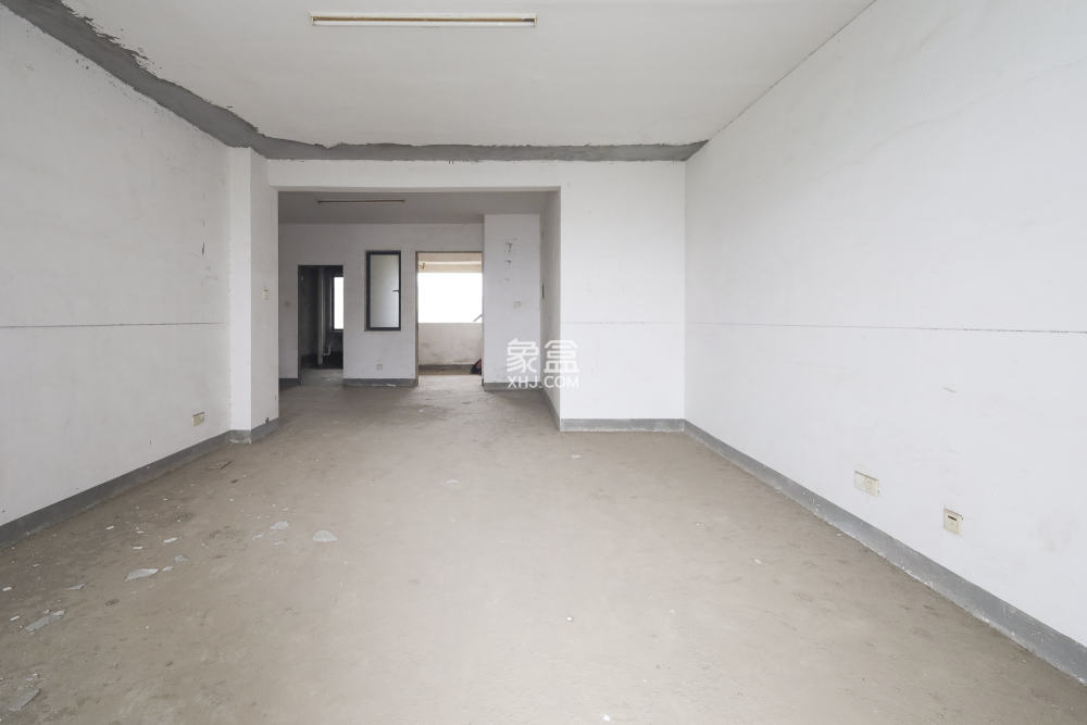 西山汇景一、二期  4室2厅2卫    260.0万