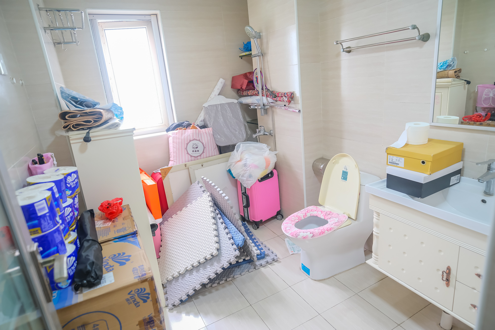 山水湾  3室2厅1卫    85.0万 山水湾  3室2厅1卫    85.0万卫生间