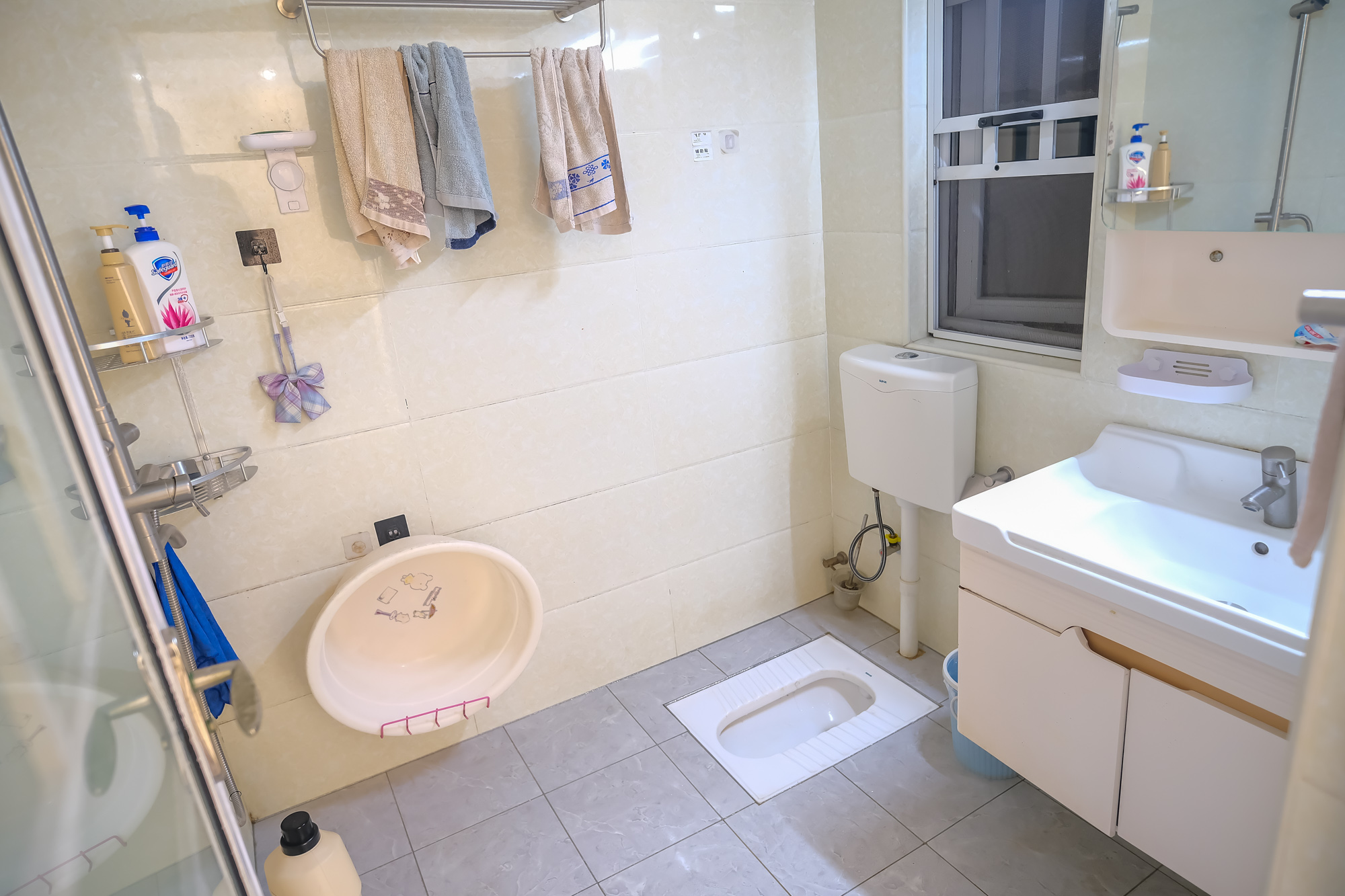 荣盛花语城  2室1厅1卫    63.6万卫生间