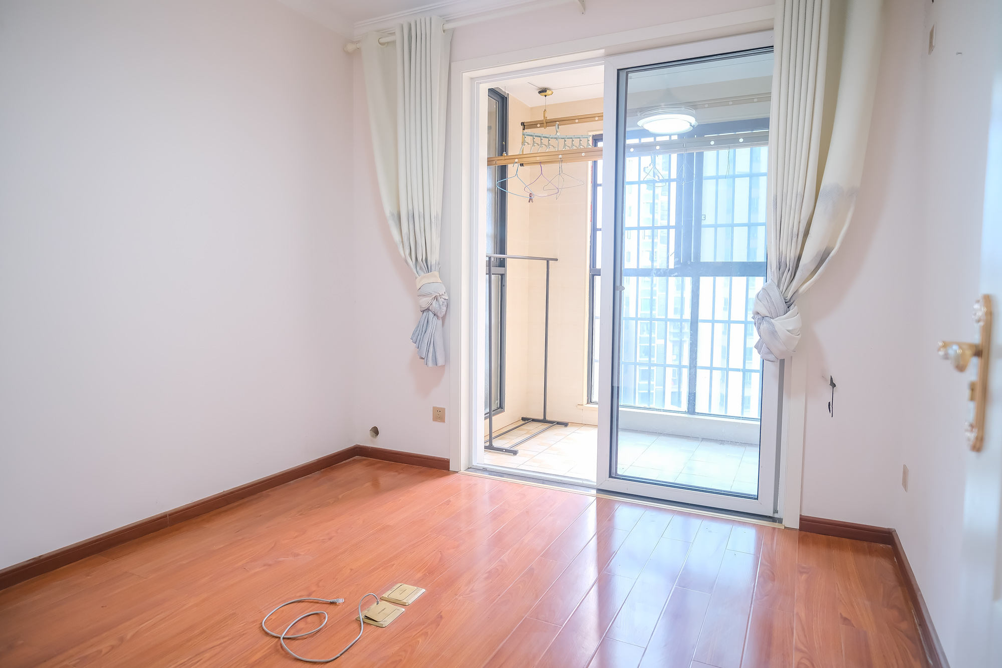 荣盛花语城  3室2厅1卫    71.9万卧室