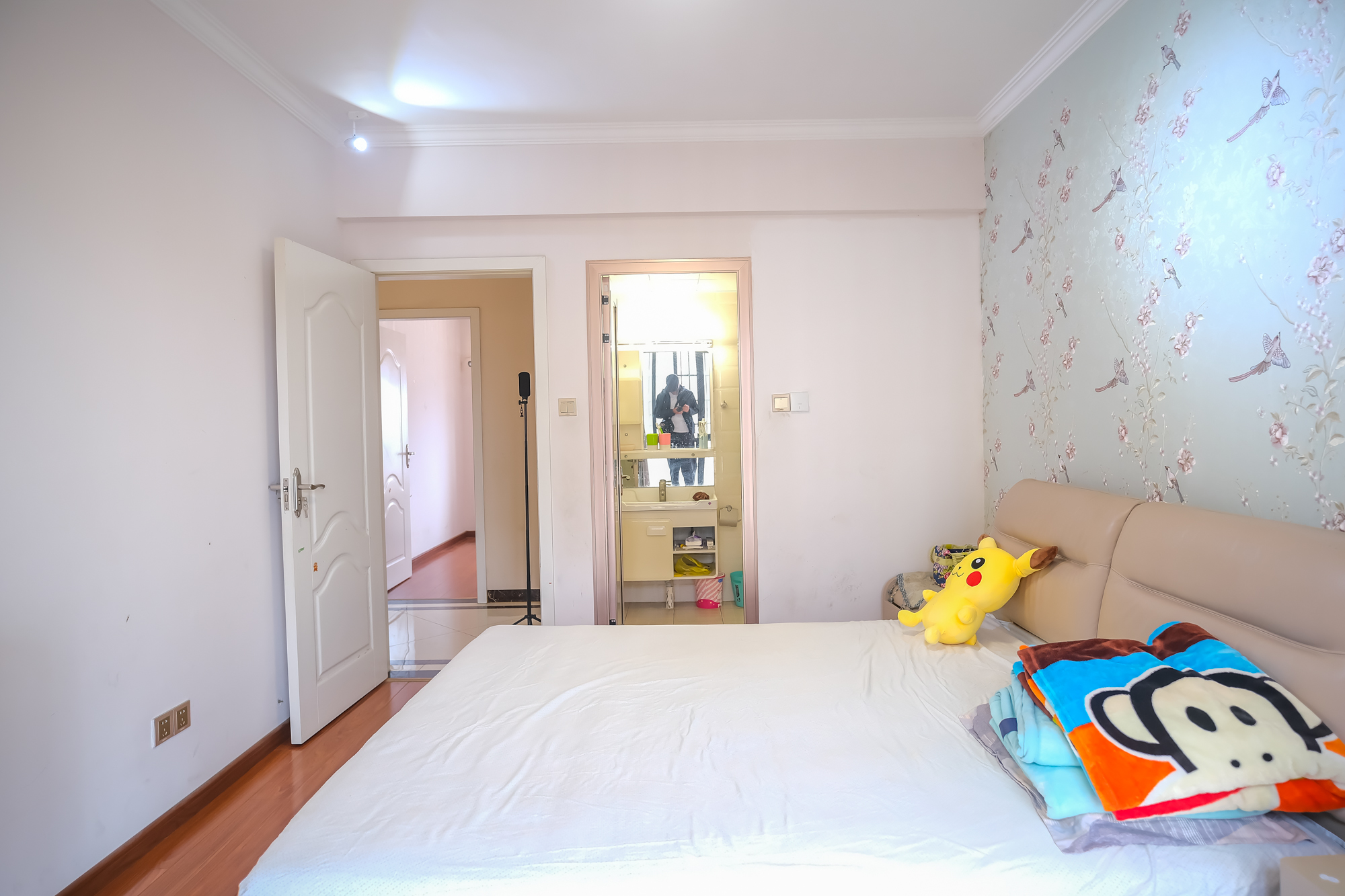 荣盛花语城  3室2厅1卫    71.9万卧室