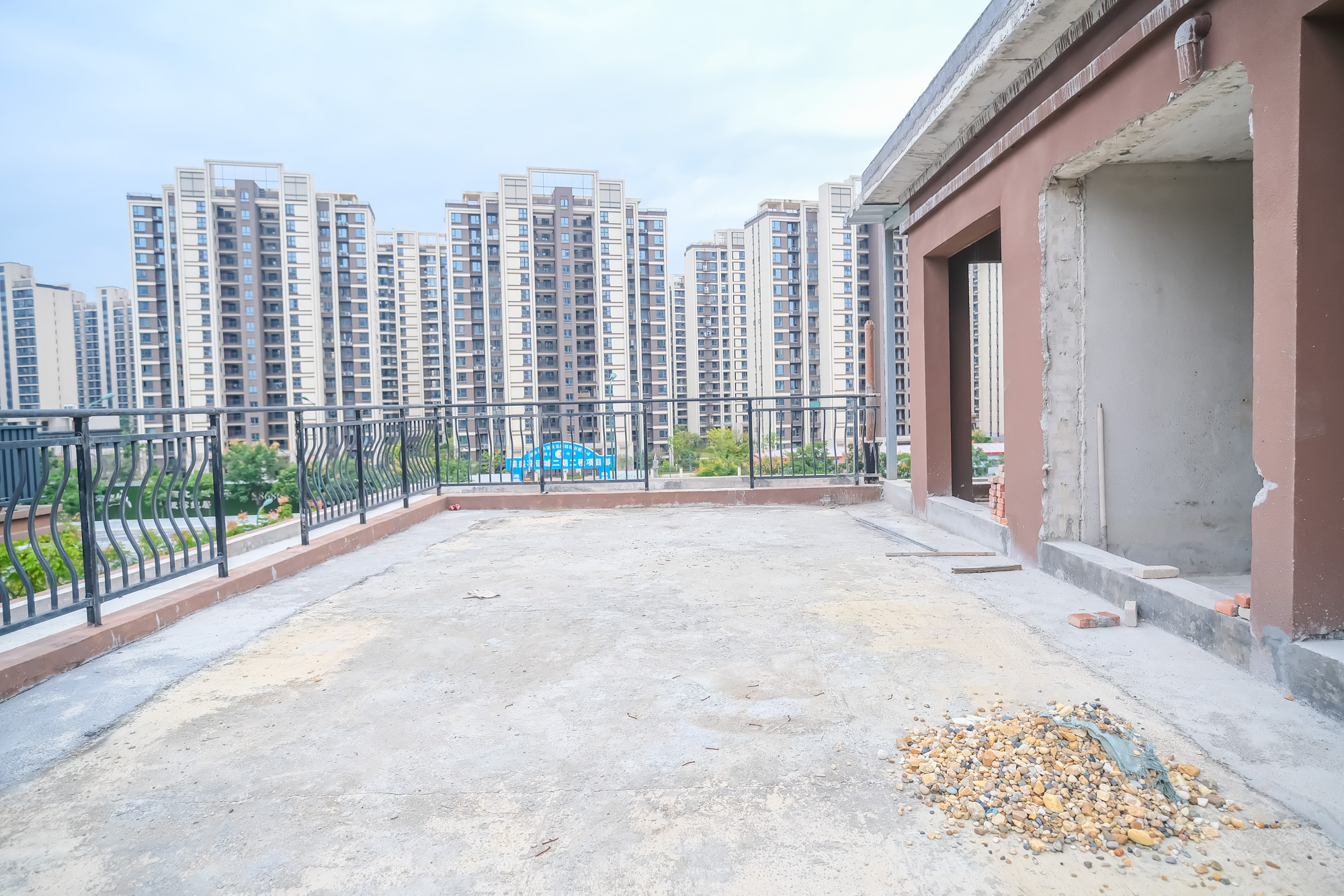 碧桂园翘楚棠 3室2厅3卫 230.0万 碧桂园翘楚棠 3室2厅3卫 230.0万其他