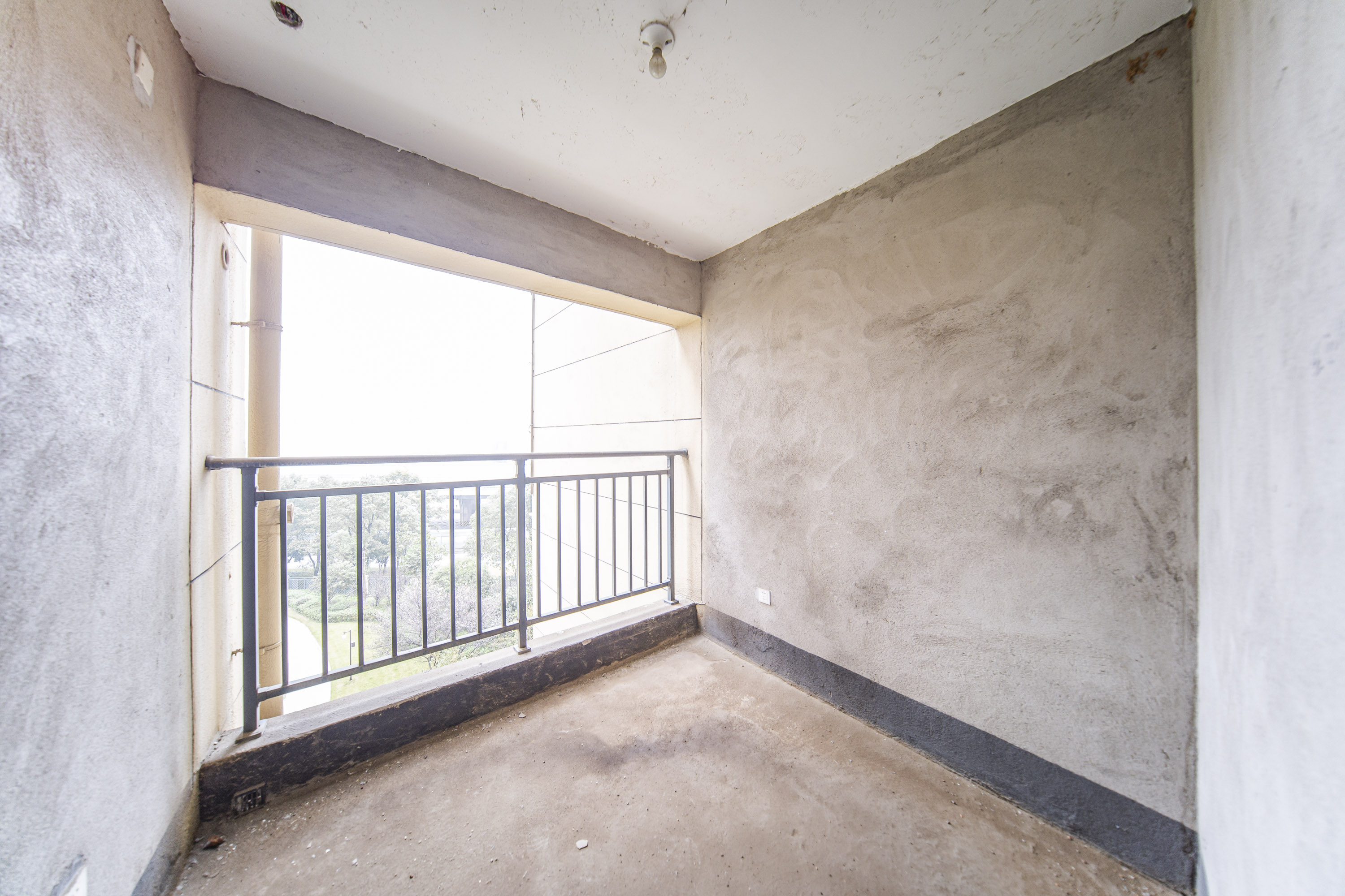 湘熙水郡(观澜海赋家园) 4室2厅2卫 150.0万 湘熙水郡(观澜海赋家园) 4室2厅2卫 150.0万卧室