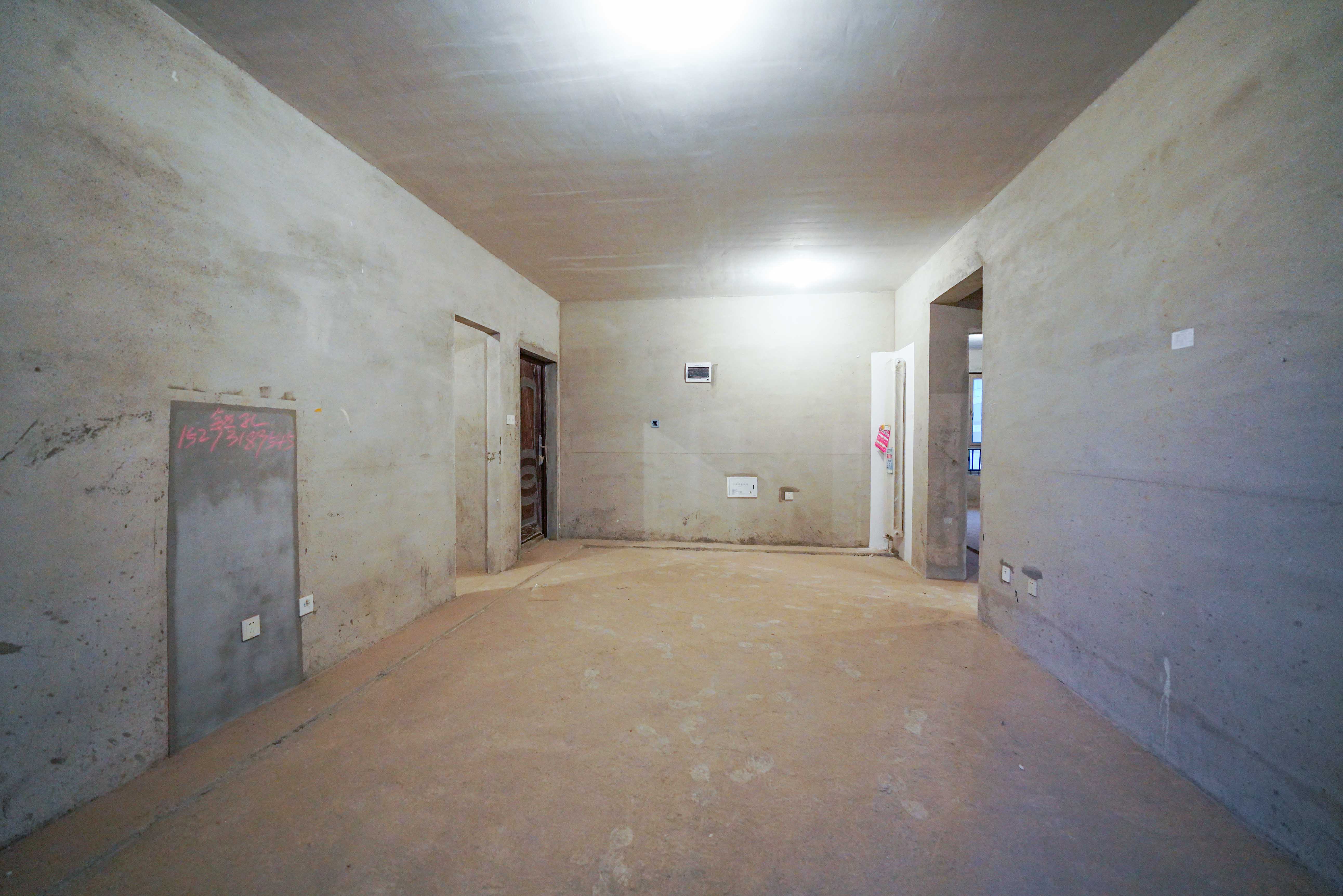 怡海星城 3室2厅1卫 52.8万 怡海星城 3室2厅1卫 52.8万客厅