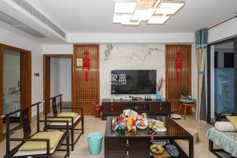 騎龍大街（騎龍苑）  4室2廳2衛(wèi)    148.96萬