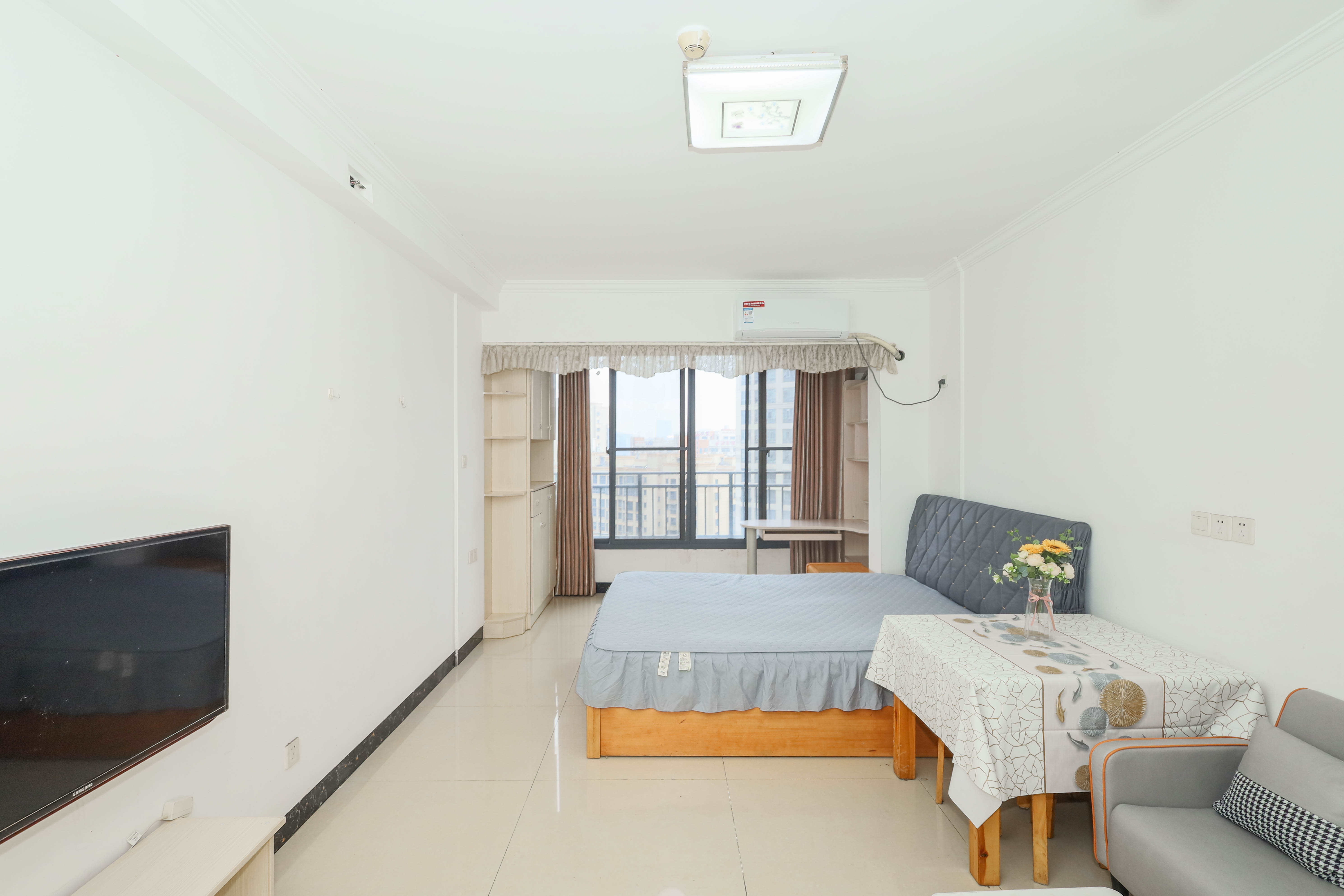 保利麓谷林语I区  1室1厅1卫   31.50万