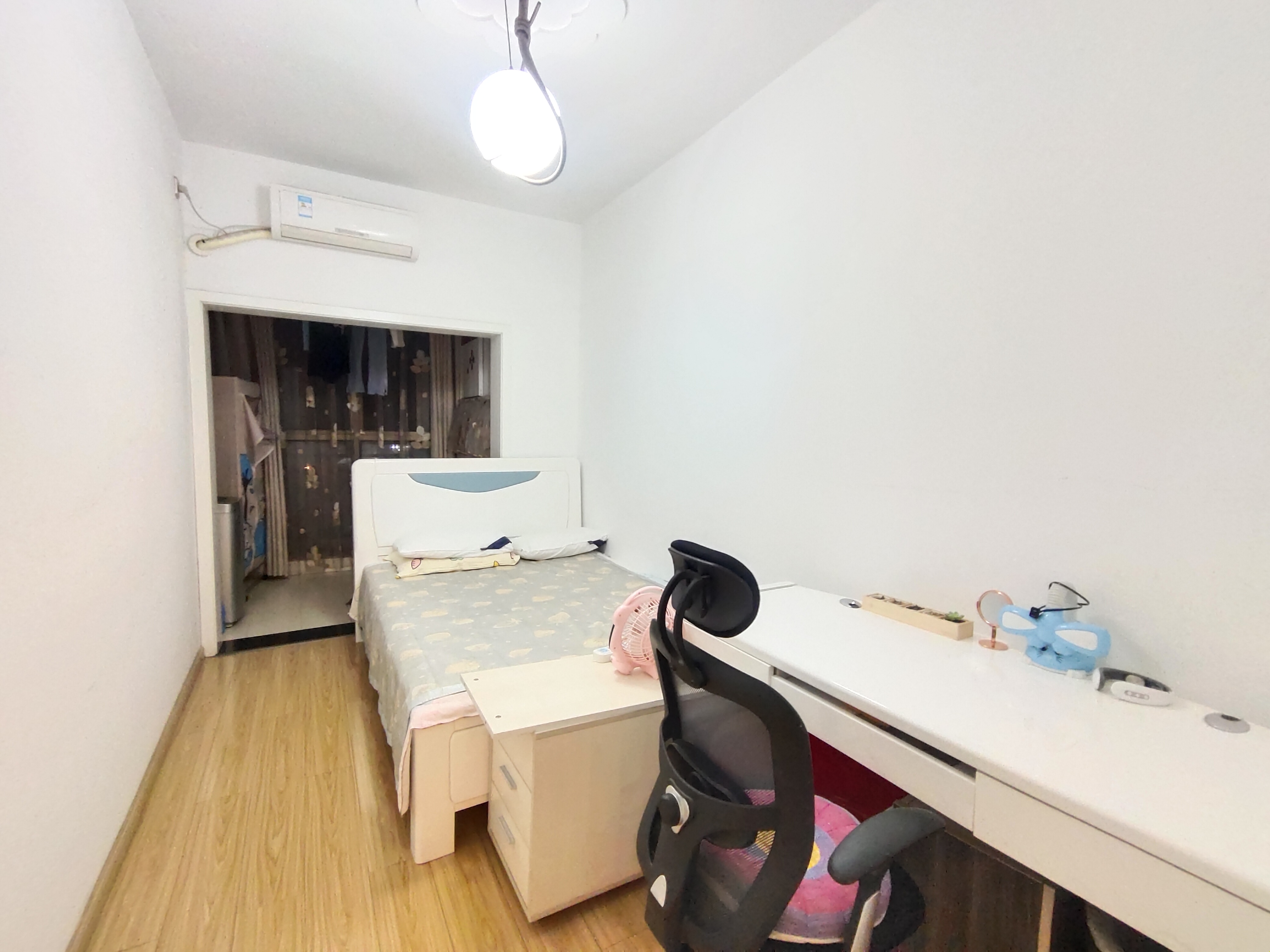 珠江丽园 3室2厅2卫 75.0万 珠江丽园 3室2厅2卫 75.0万室内图