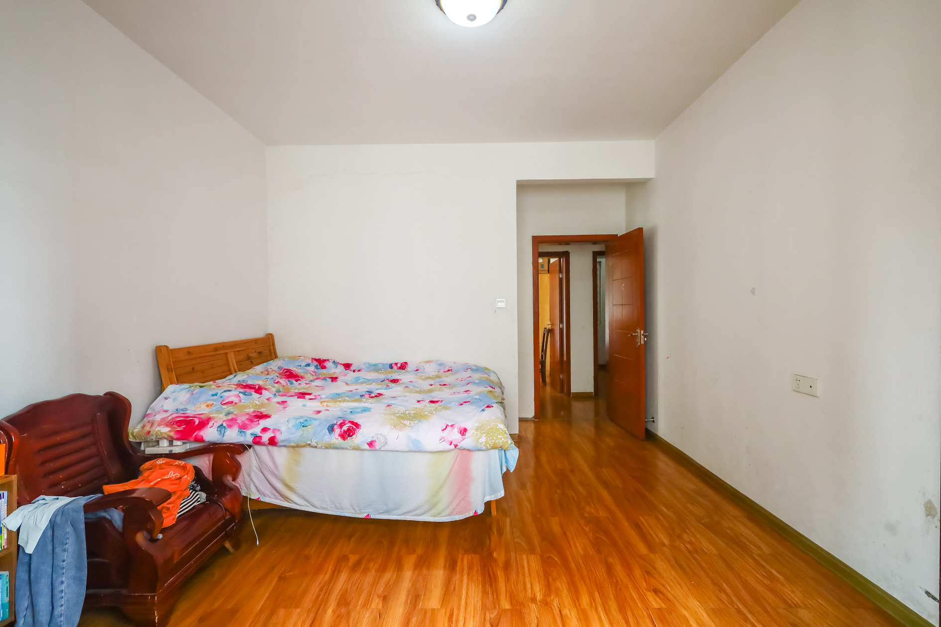 楚天世纪城东苑 3室2厅2卫 66.80万 楚天世纪城东苑 3室2厅2卫 66.80万卧室