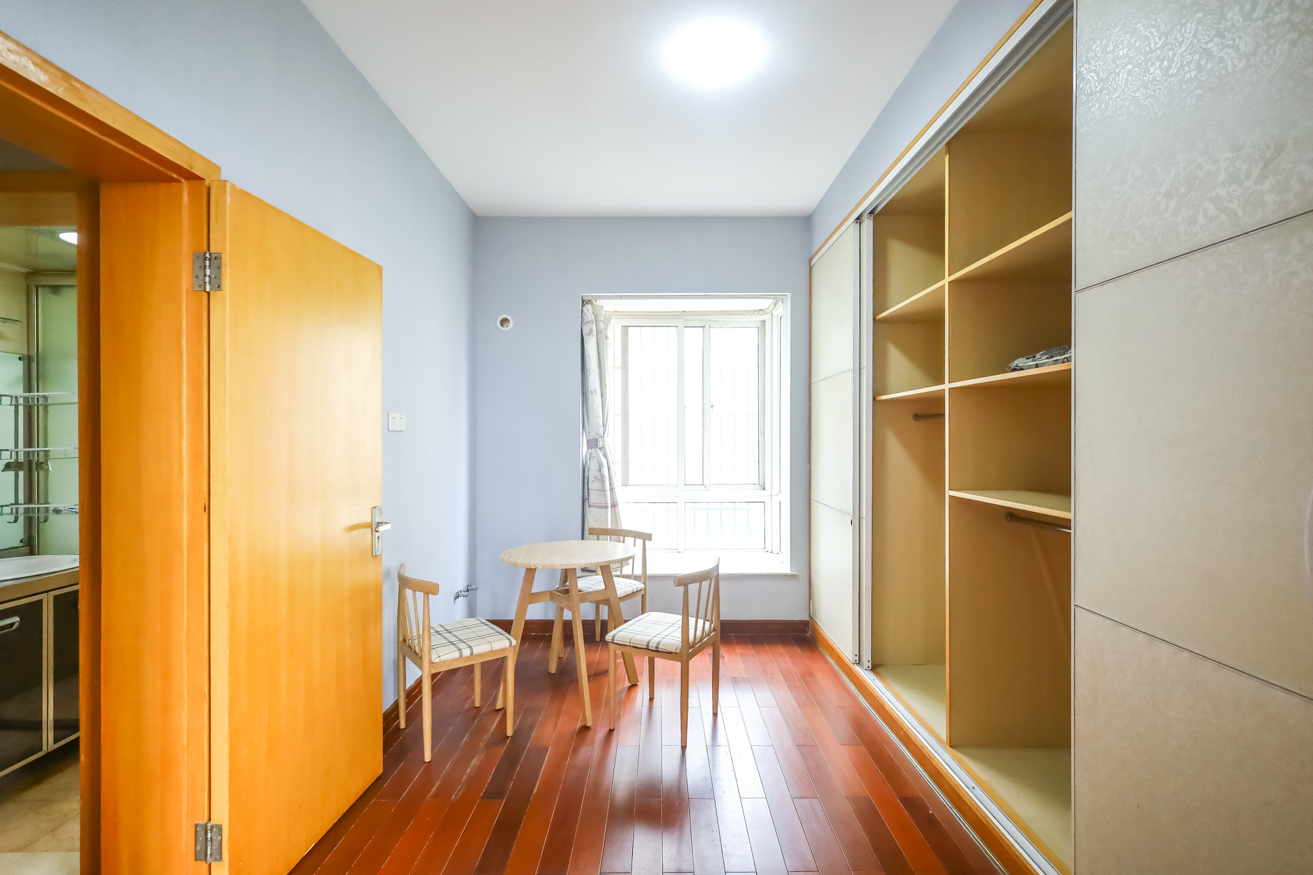 楚天世纪城东苑 3室2厅1卫 69.00万 楚天世纪城东苑 3室2厅1卫 69.00万客厅