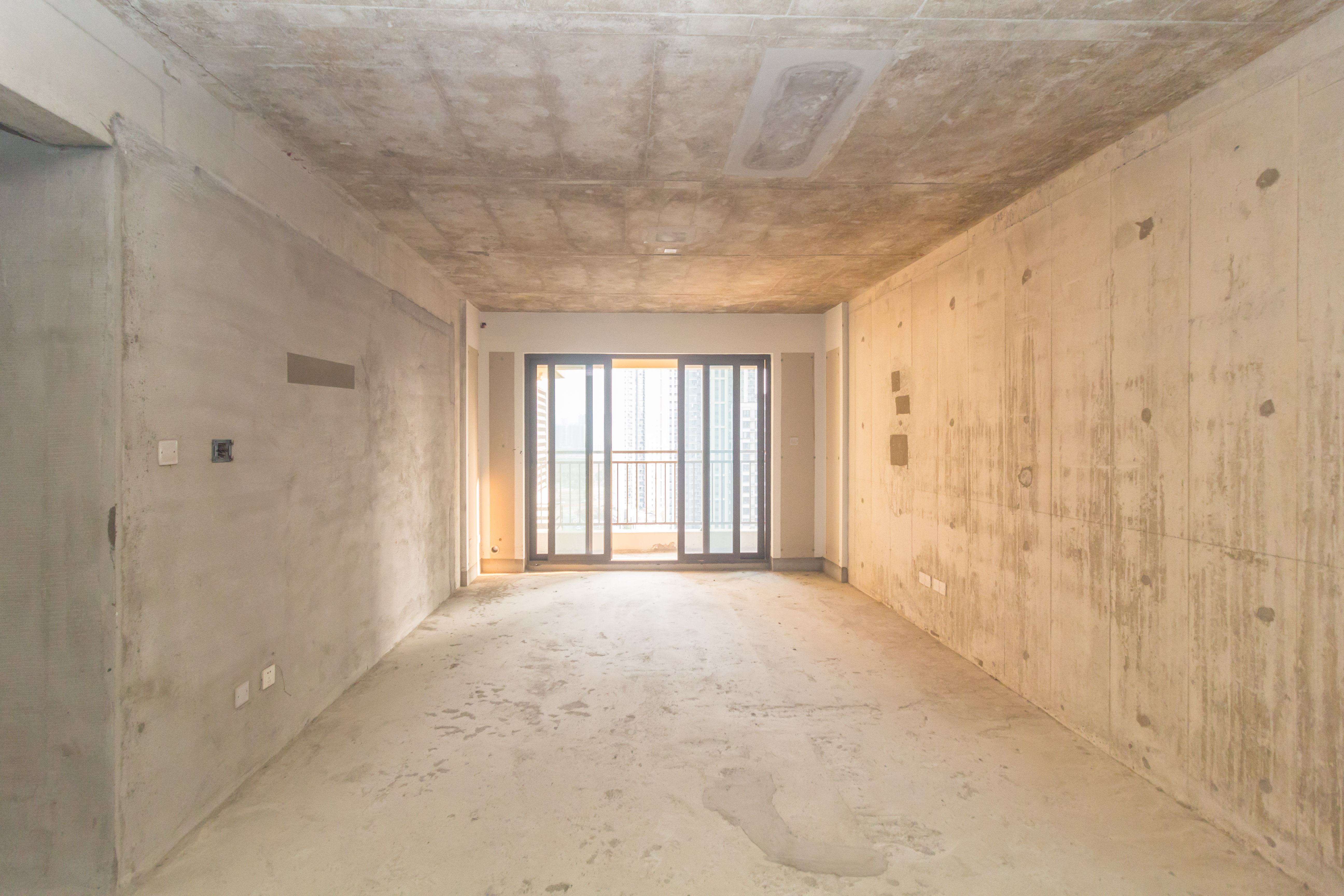 龙湖碧桂园天宸原著 4室2厅2卫 155.0万 龙湖碧桂园天宸原著 4室2厅2卫 155.0万客厅