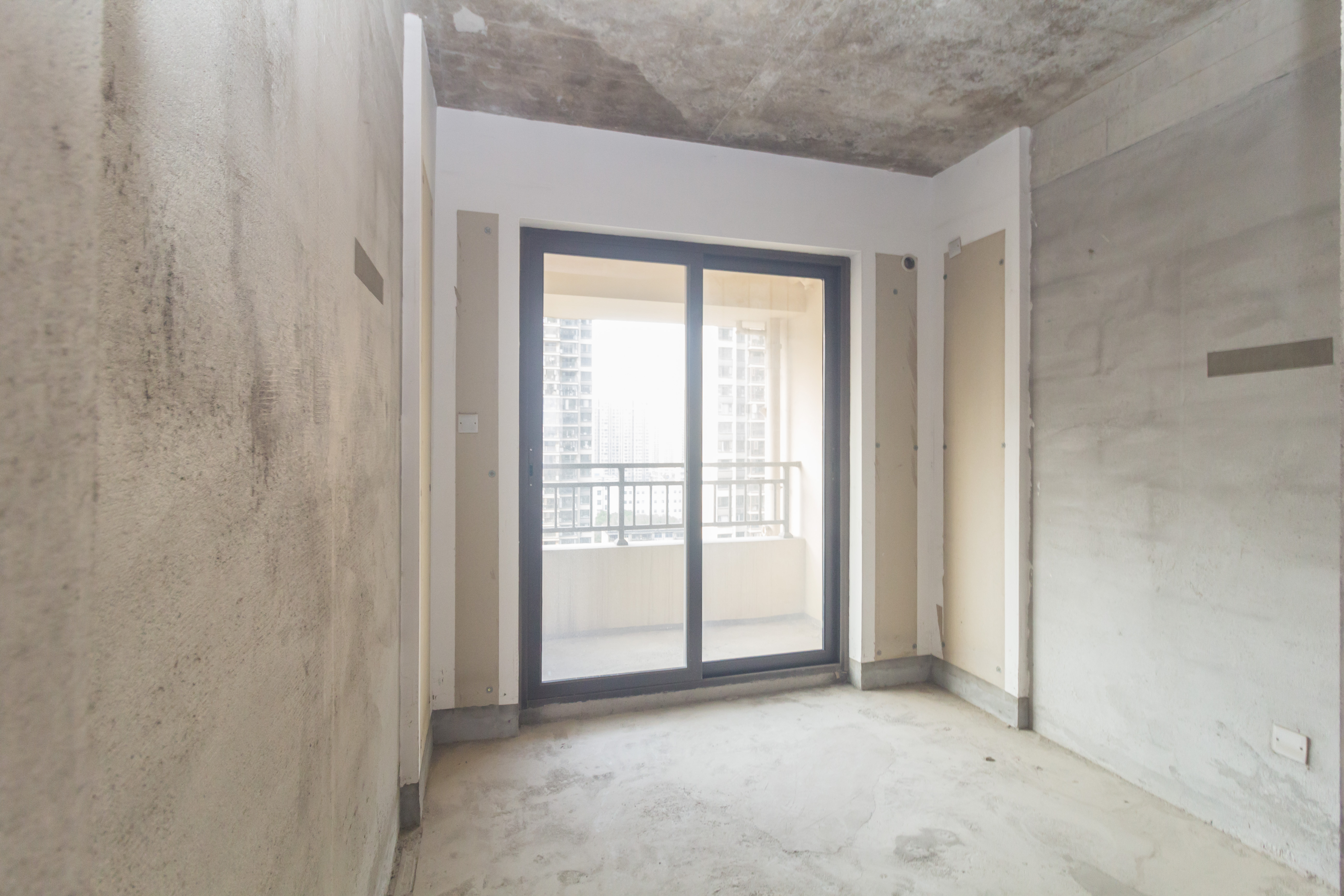 龙湖碧桂园天宸原著 4室2厅2卫 155.0万 龙湖碧桂园天宸原著 4室2厅2卫 155.0万卧室