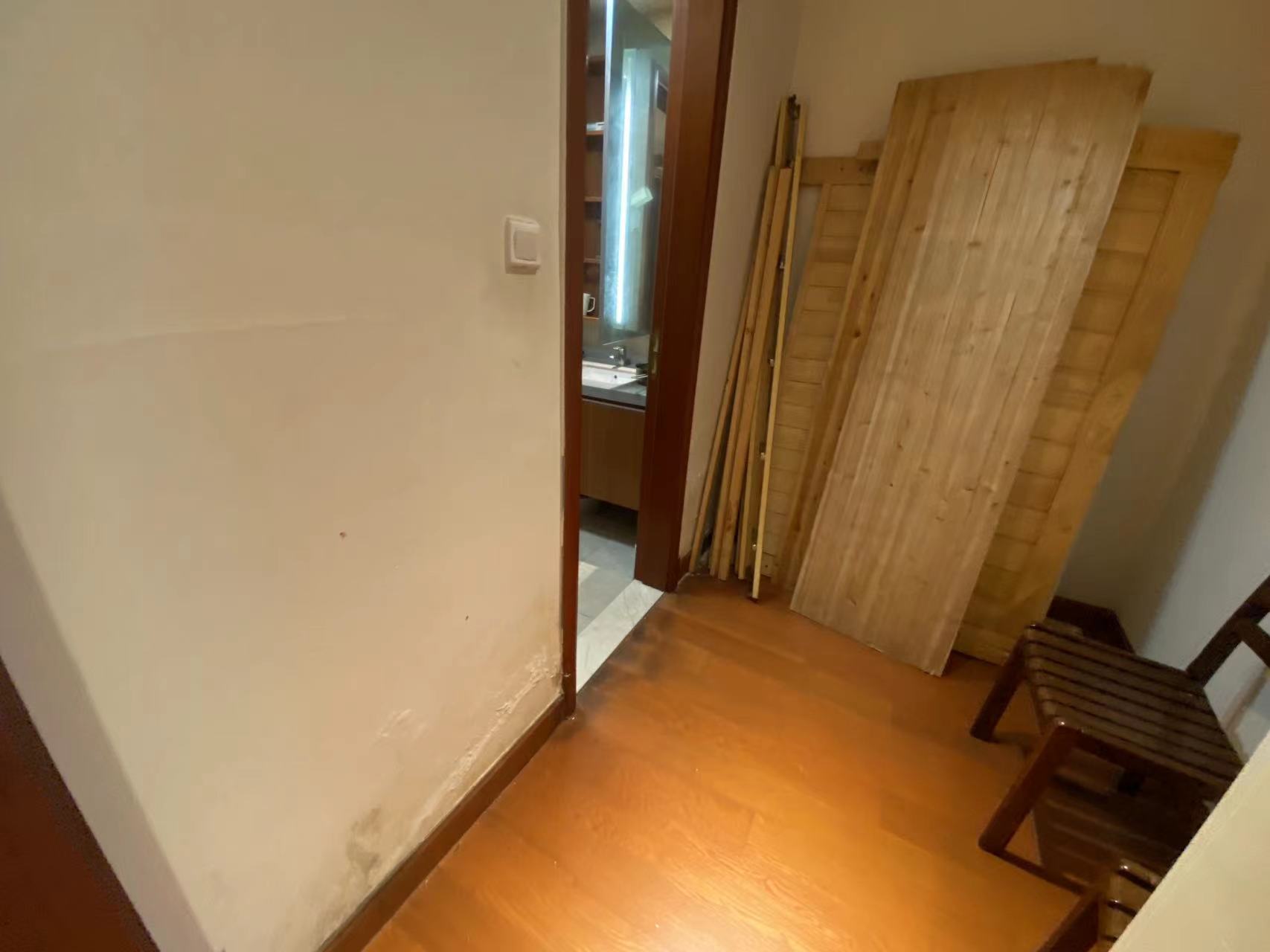 恒大林溪郡 4室2厅1卫 81.9万 恒大林溪郡 4室2厅1卫 81.9万室内图