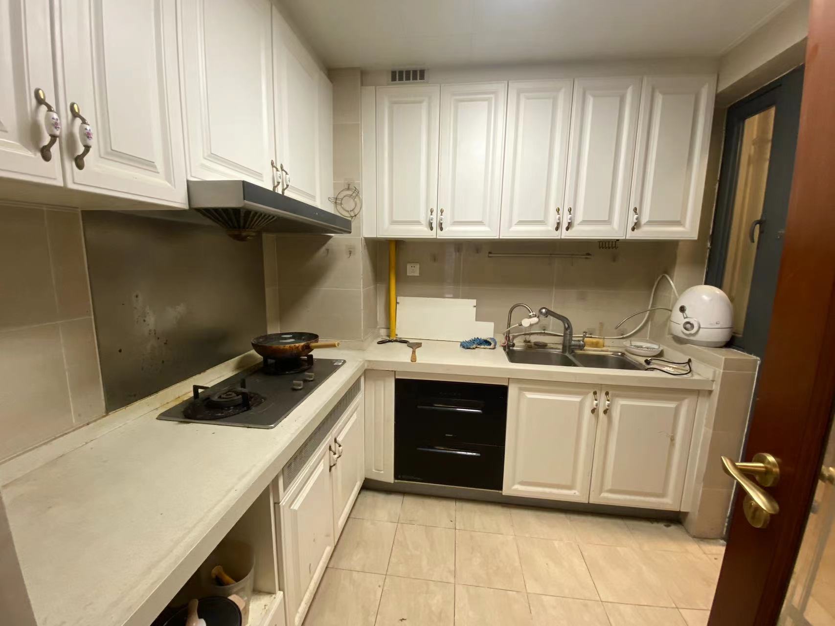 恒大林溪郡 4室2厅1卫 81.9万 恒大林溪郡 4室2厅1卫 81.9万室内图