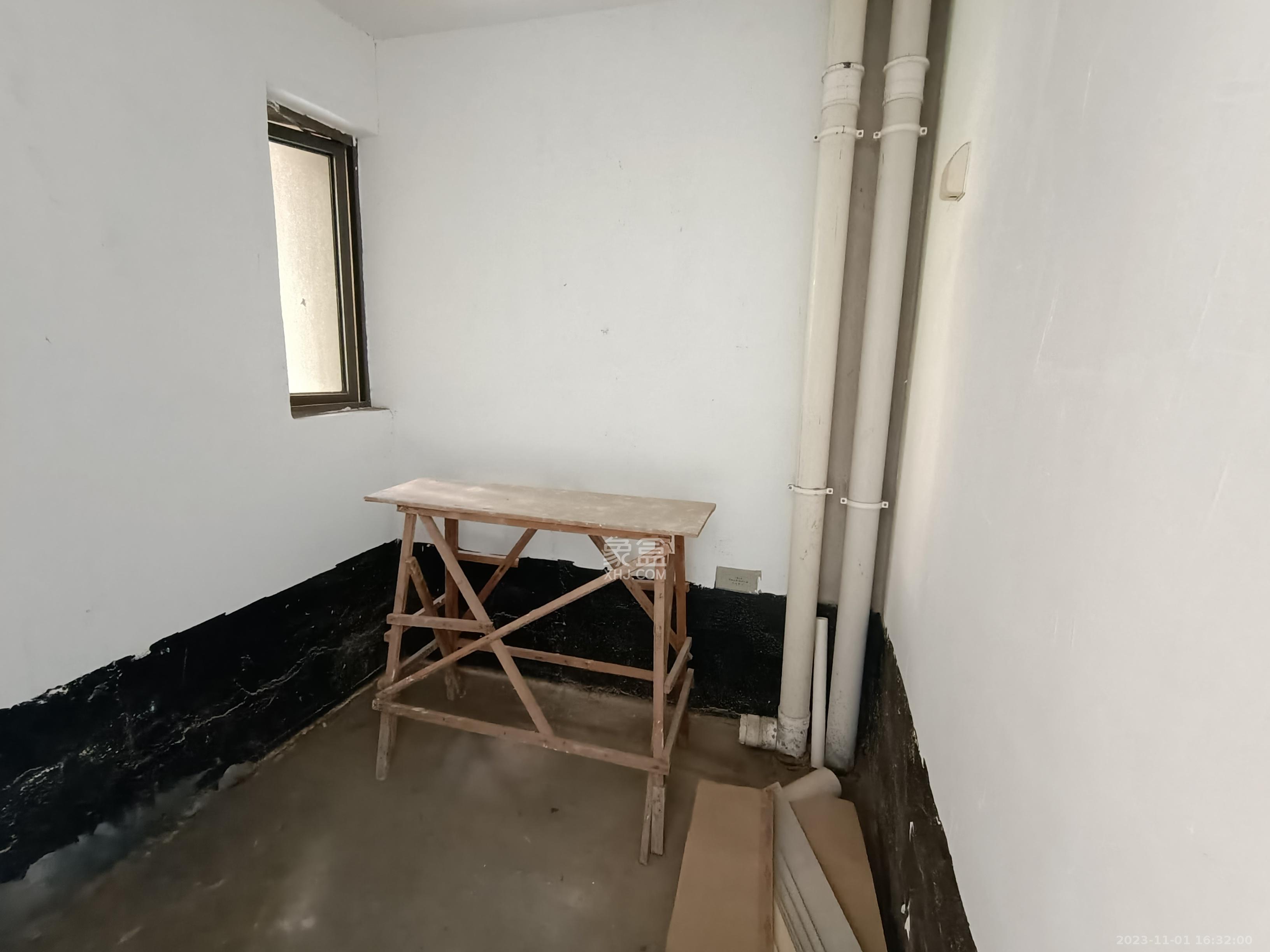 旭辉华庭  3室2厅1卫   1100.00元/月室内图