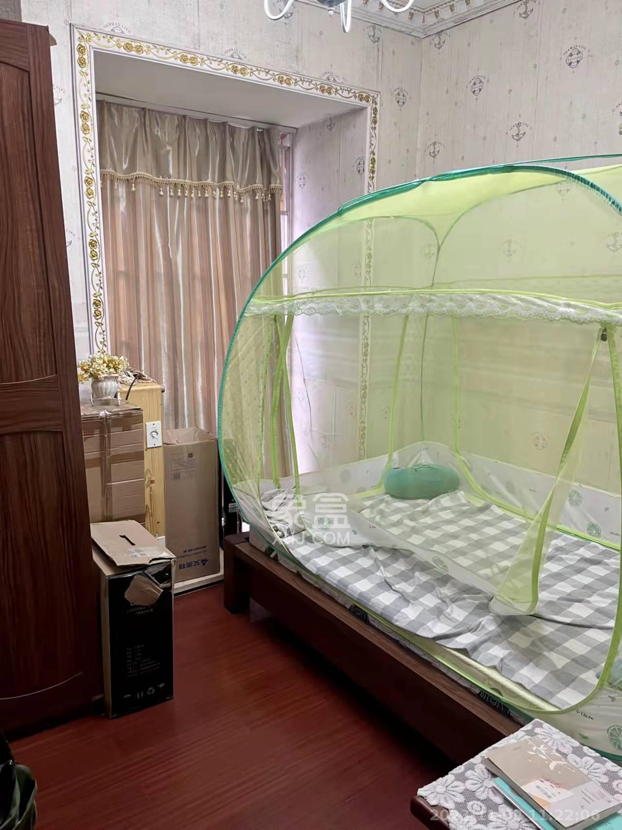 星城荣域  3室2厅2卫   3300.00元/月室内图