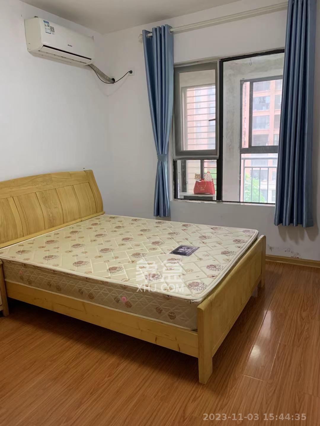 三一街区  3室2厅2卫   1700.00元/月室内图