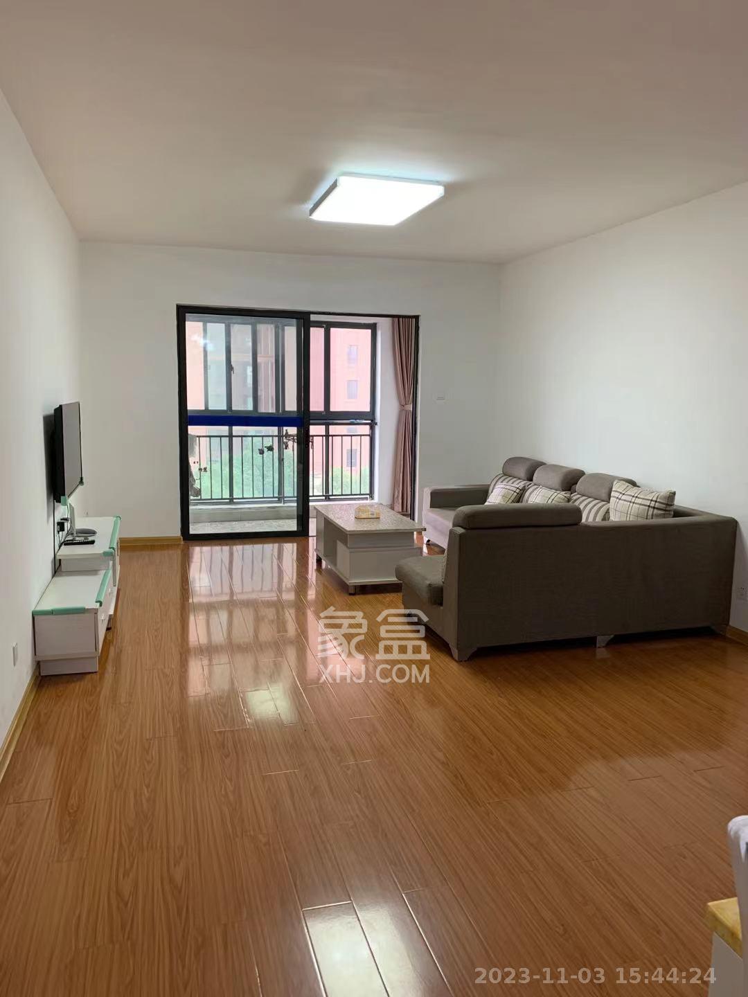 三一街区  3室2厅2卫   1700.00元/月室内图