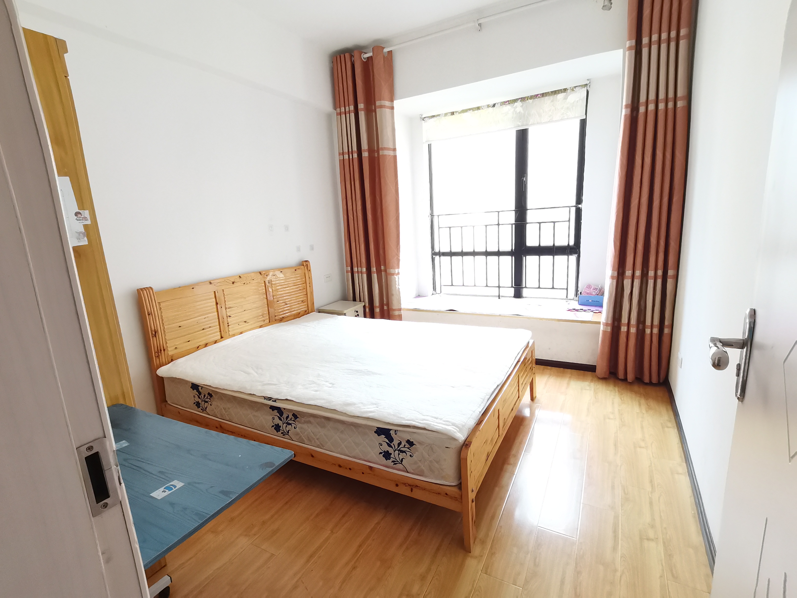 美的林城时代  0室0厅0卫   2300.00元/月户型图