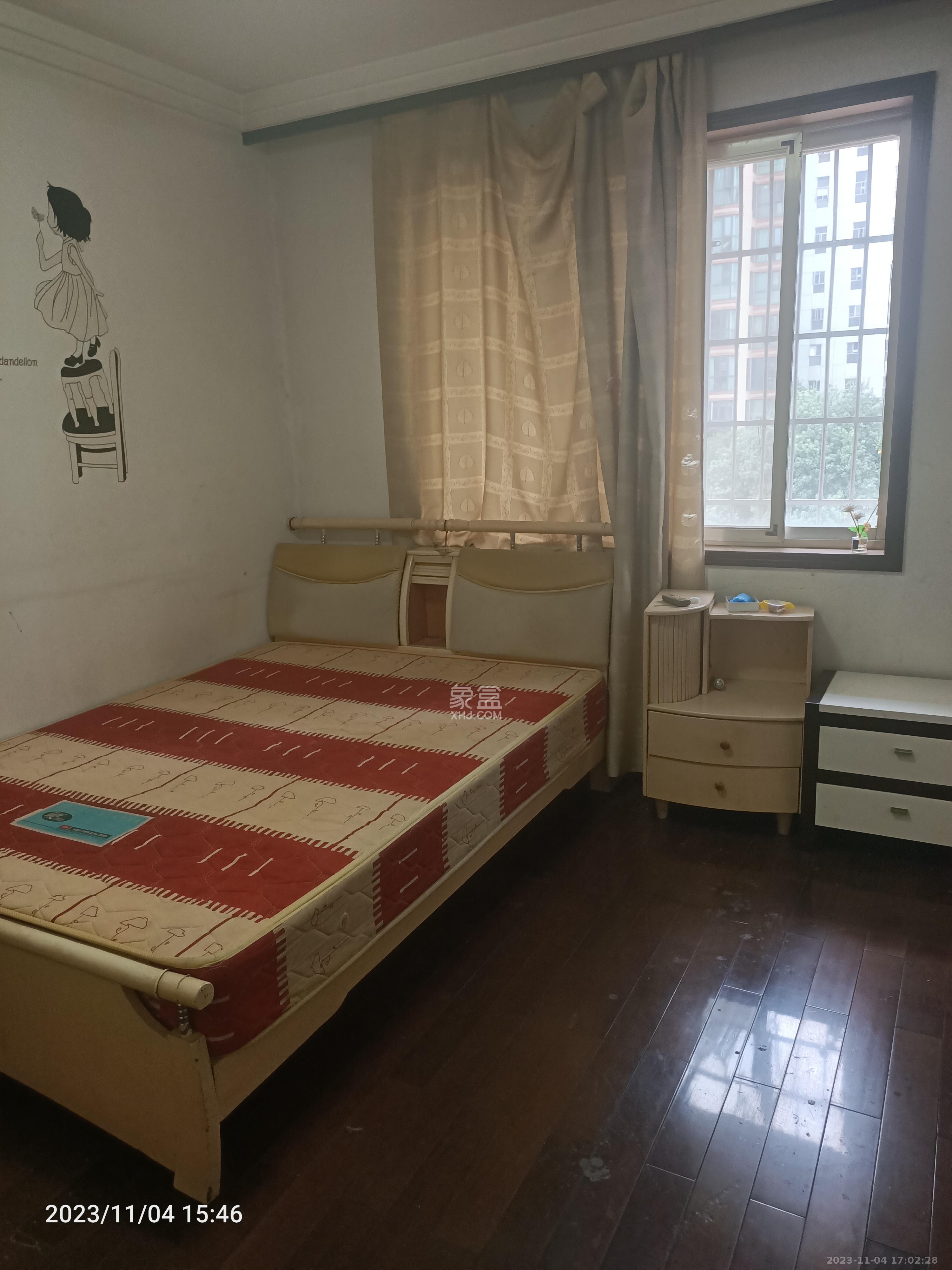 湘卫花苑  3室2厅1卫    2100.0元/月室内图