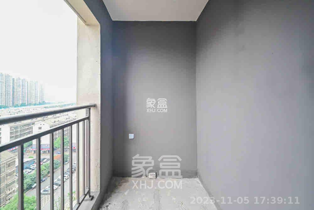 德奥悦东方  4室2厅2卫   1800.00元/月室内图