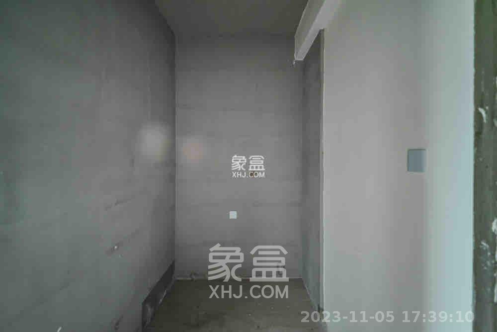 德奥悦东方  4室2厅2卫   1800.00元/月室内图