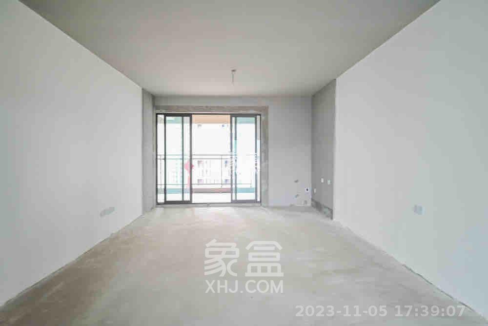 德奥悦东方  4室2厅2卫   1800.00元/月室内图1