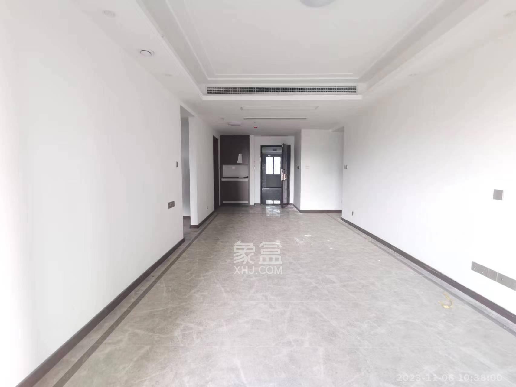 绿地长沙城际空间站（绿地新里佳苑）  3室2厅2卫    3000.0元/月室内图