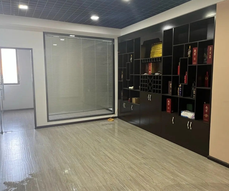 美的财智中心  1室1厅1卫   6000.00元/月室内图