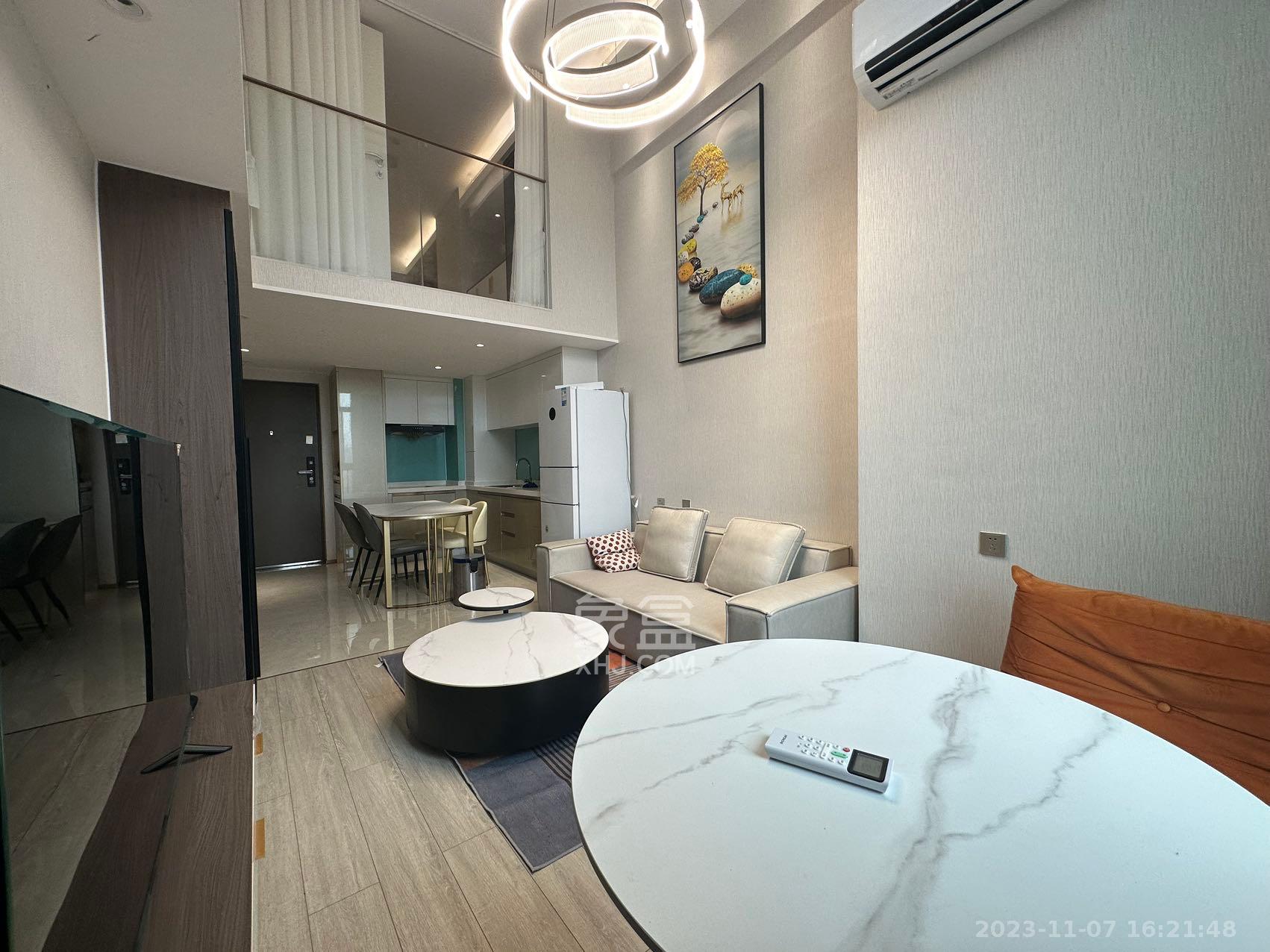 华远华时代  3室2厅2卫    5500.0元/月 华远华时代  3室2厅2卫    5500.0元/月室内图