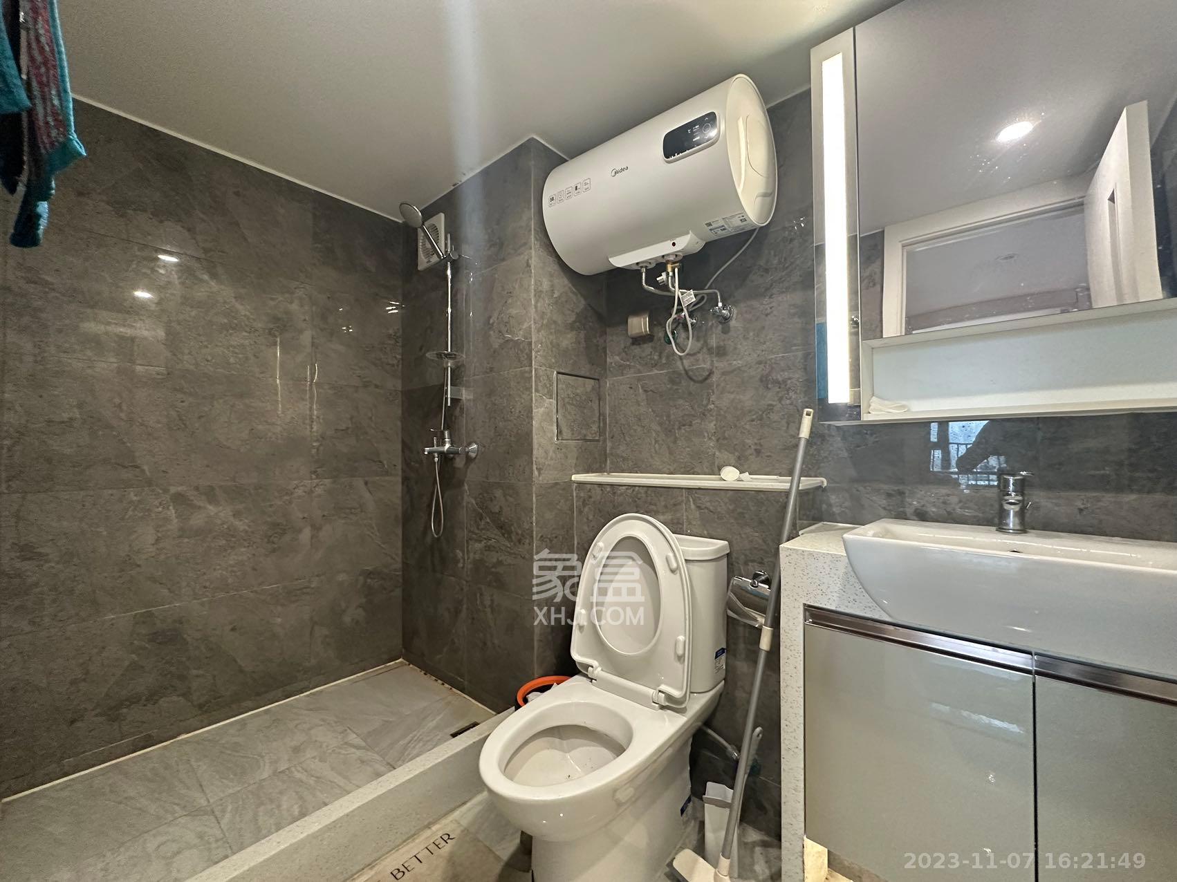 华远华时代  3室2厅2卫    5500.0元/月 华远华时代  3室2厅2卫    5500.0元/月室内图